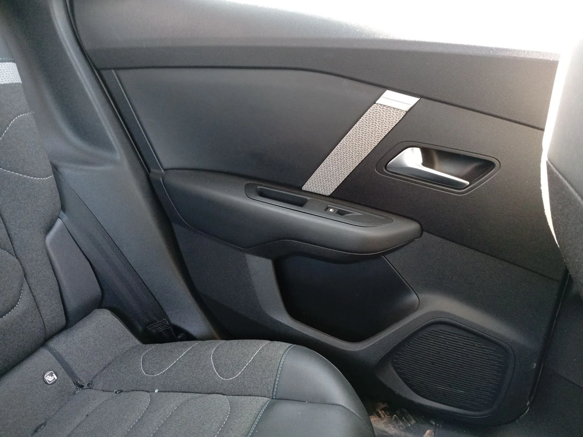 Guarnecido Puerta Trasera Izquierda para Citroën C4 Iii (Ba_, Bb_, Bc_)