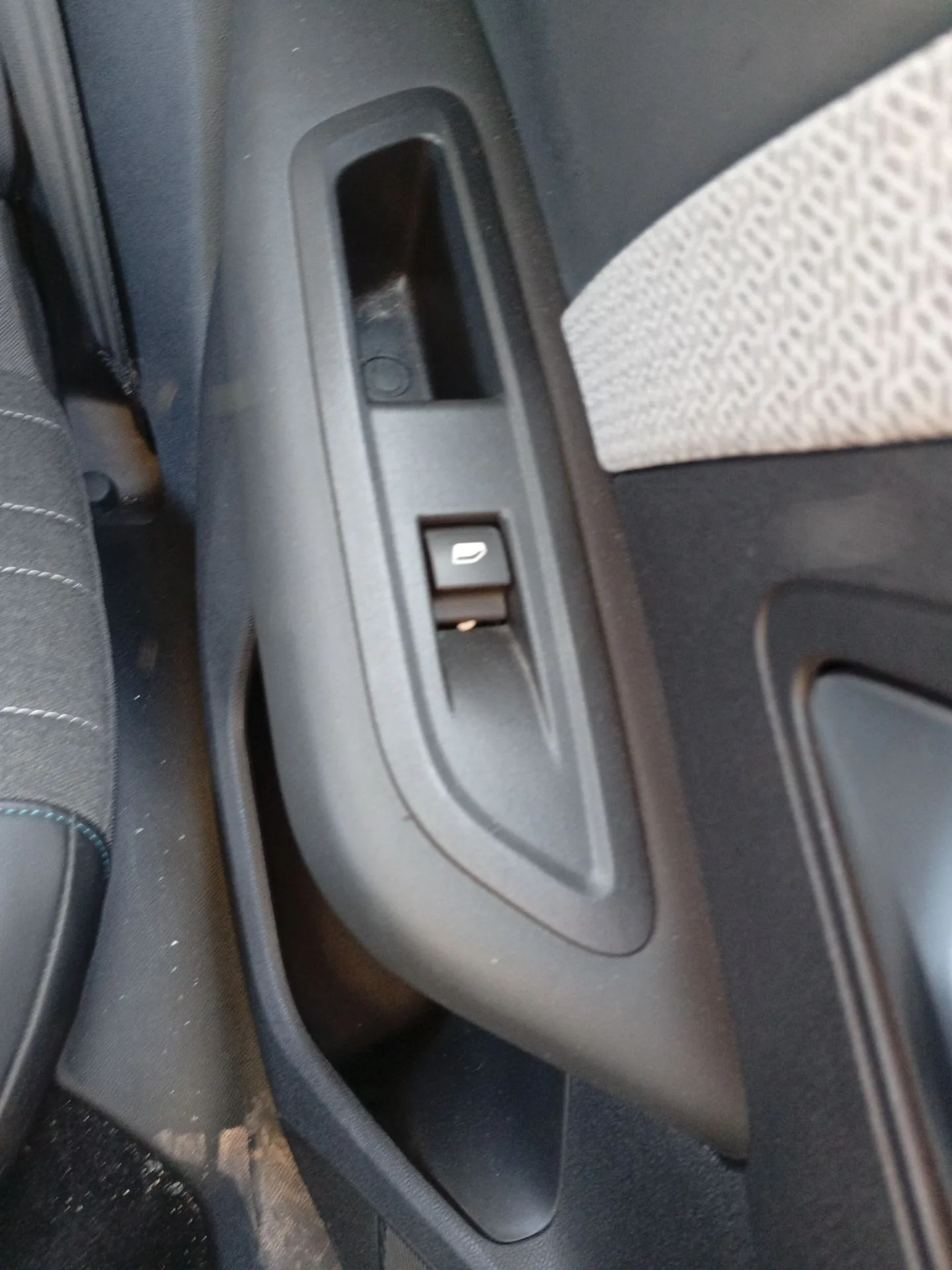 Mando Elevalunas Trasero Izquierdo para Citroën C4 Iii (Ba_, Bb_, Bc_)