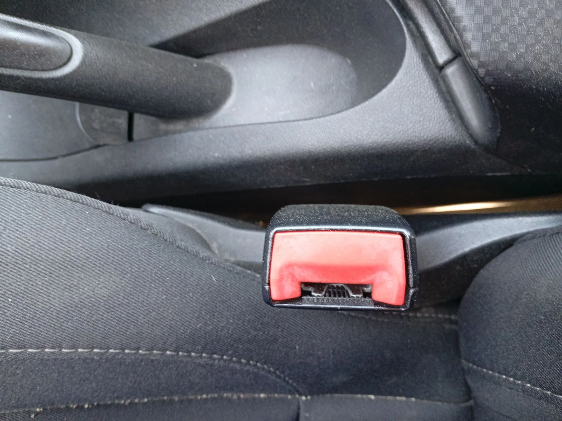 Enganche Cinturon Delantero Izquierdo para Seat Altea Xl (5P5, 5P8)