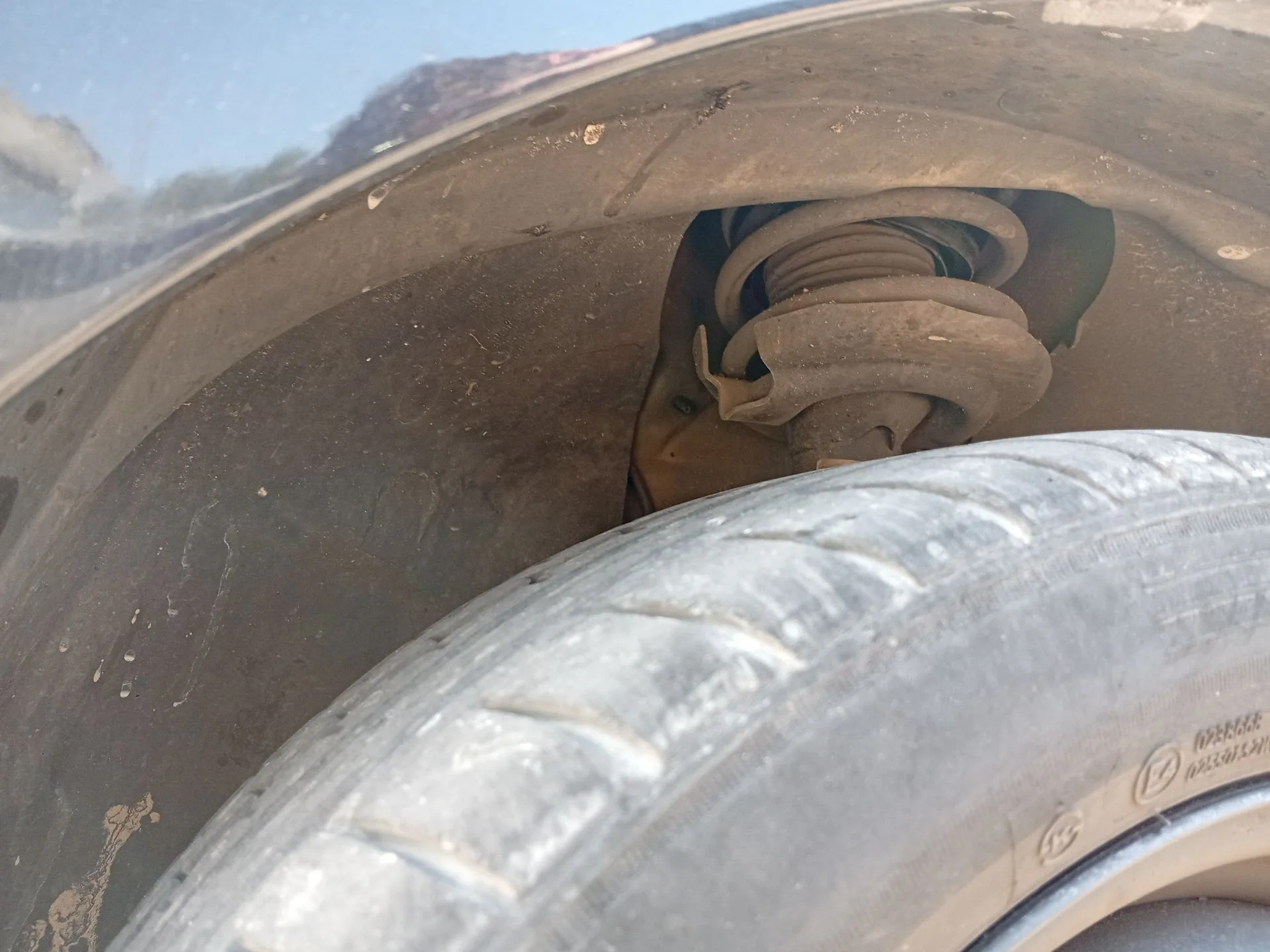 Amortiguador Delantero Derecho para Ford Fiesta Vi (Cb1, Ccn)