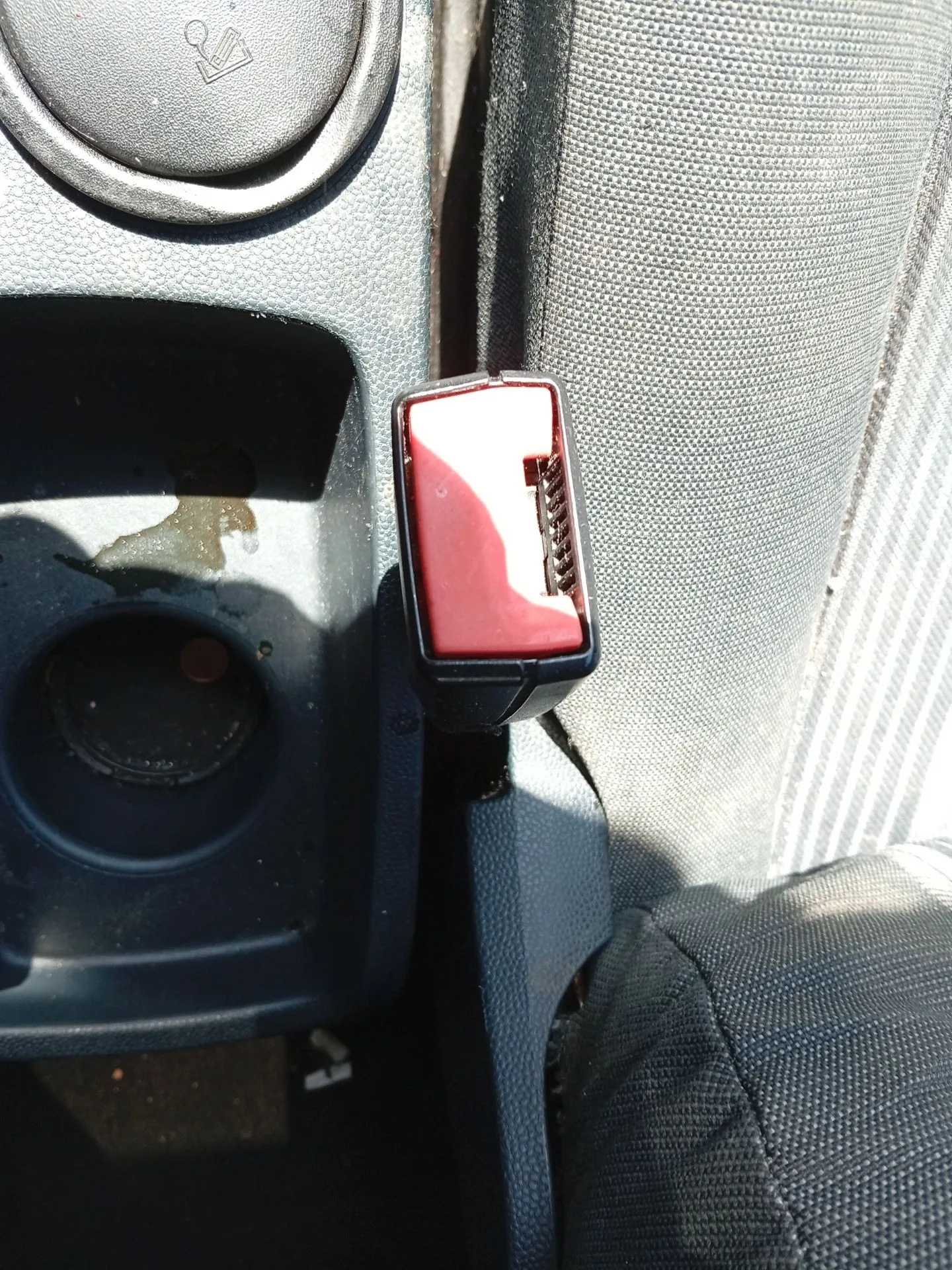 Enganche Cinturon Delantero Derecho para Ford Fiesta Vi (Cb1, Ccn)