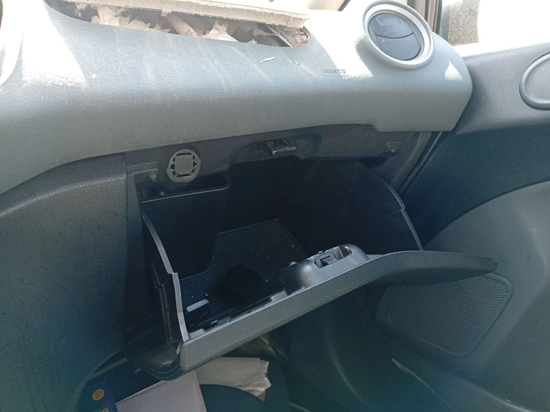 Guantera para Ford Fiesta Vi (Cb1, Ccn)