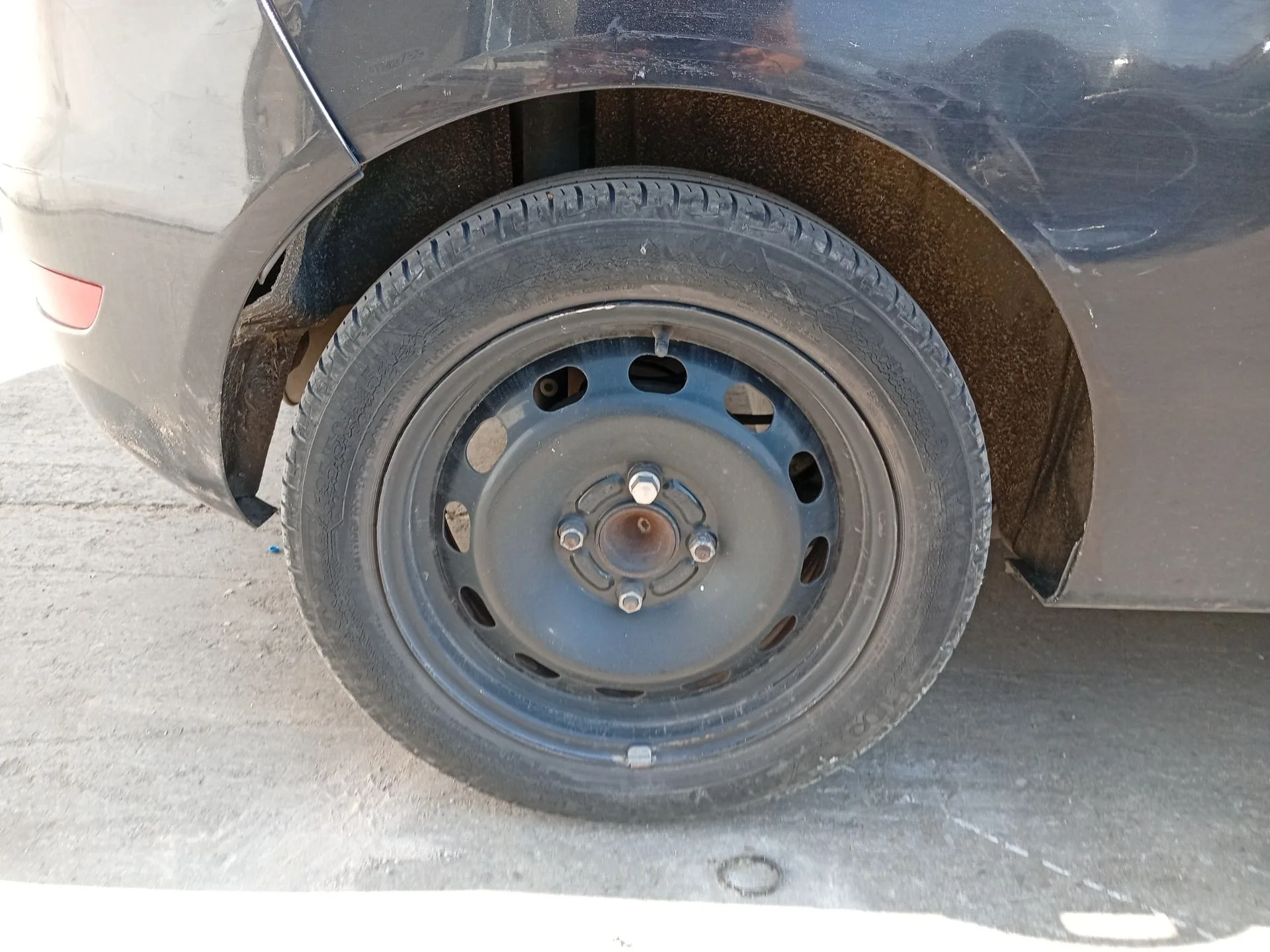 Mangueta Trasera Derecha para Ford Fiesta Vi (Cb1, Ccn)
