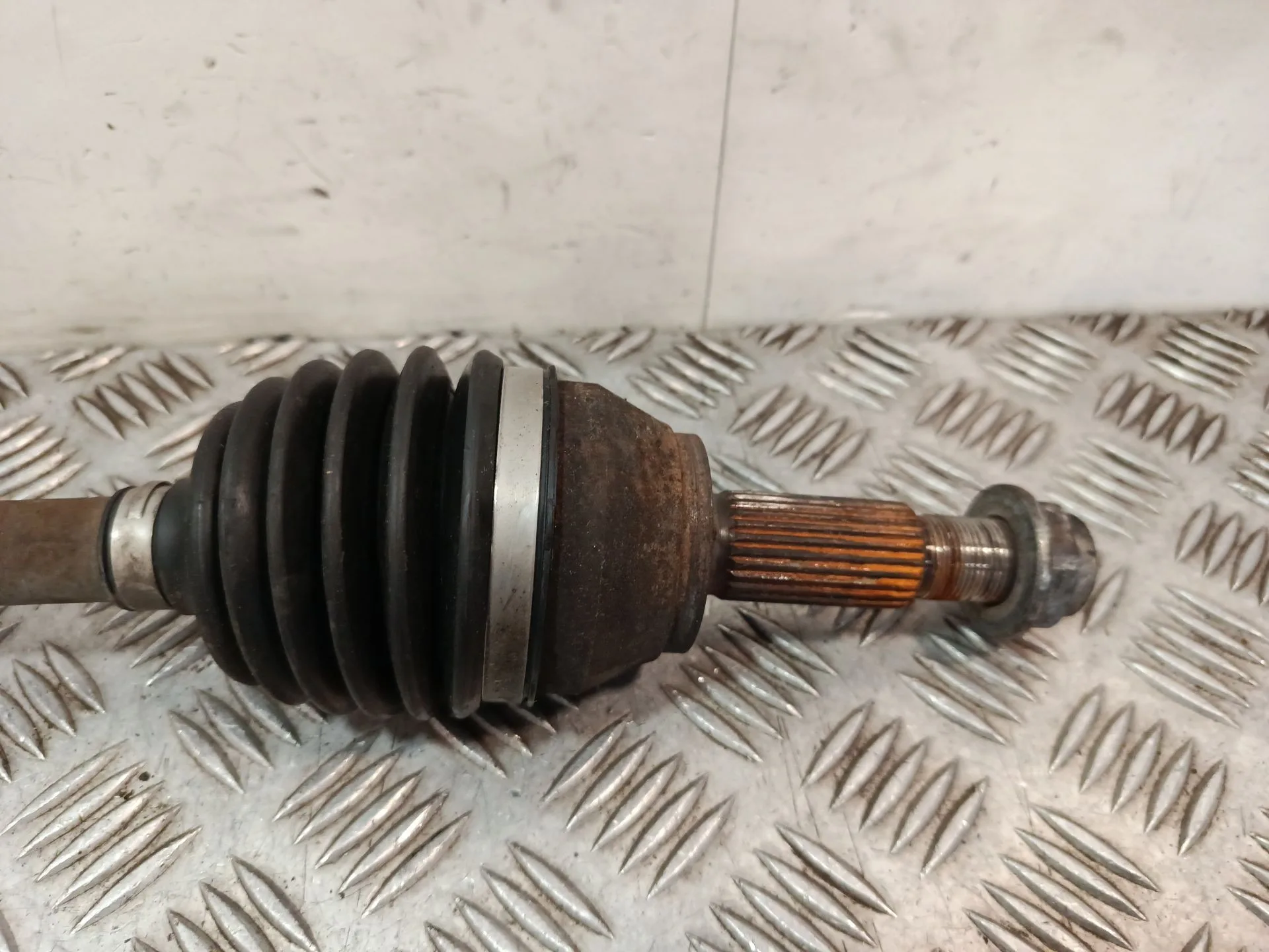 Transmision Delantera Izquierda para Ford Fiesta Vi (Cb1, Ccn)