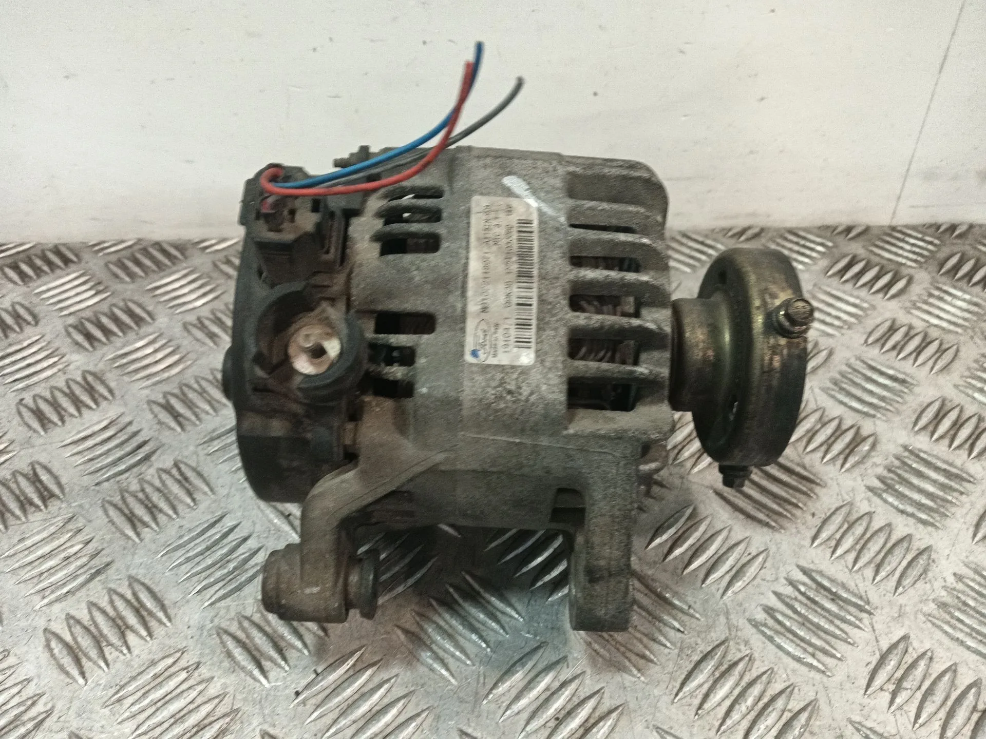 Alternador para Ford Focus I (Daw, Dbw)