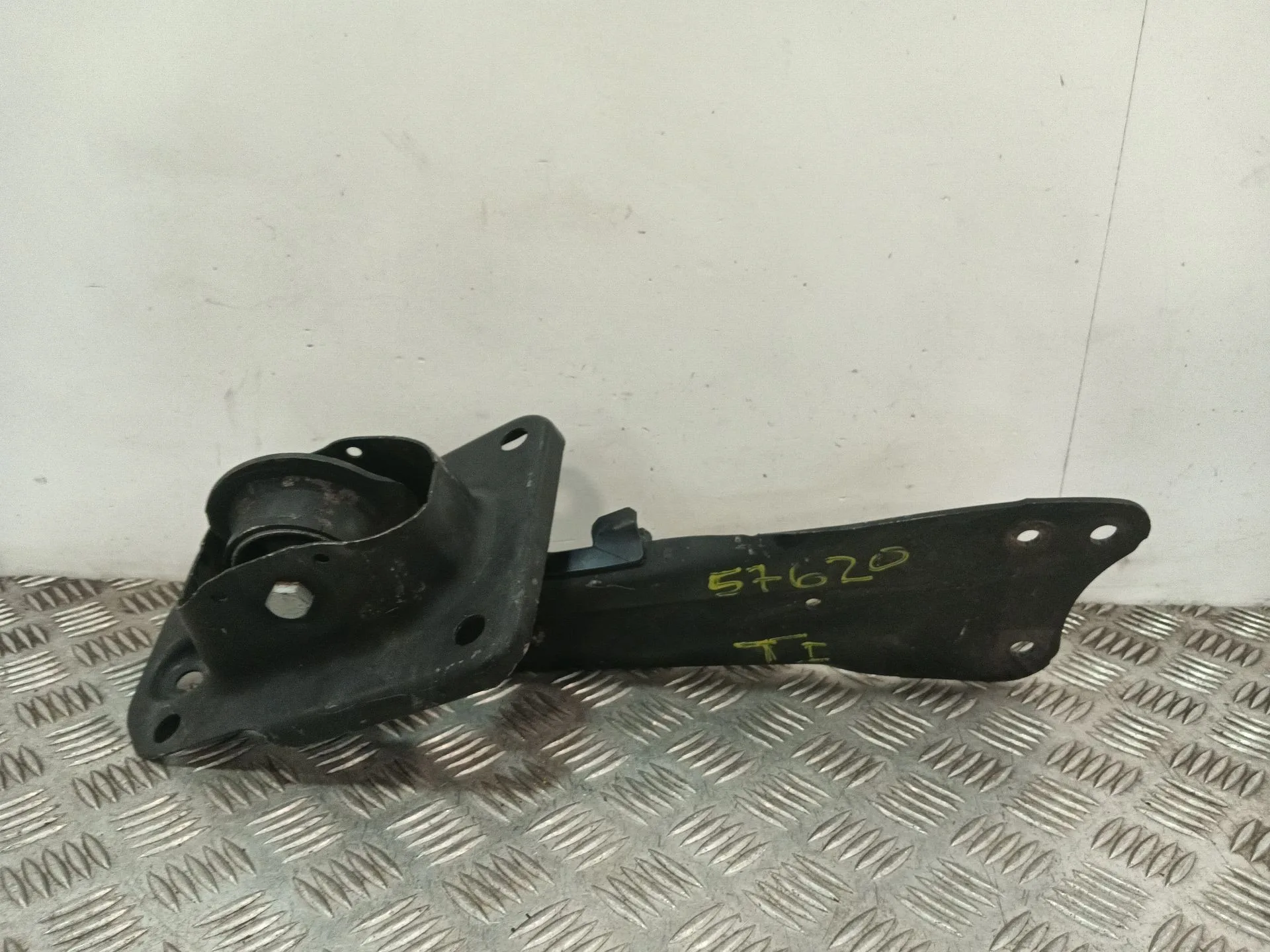 Brazo Suspension Inferior Trasero Izquierdo para Volkswagen Golf Vi (5K1)