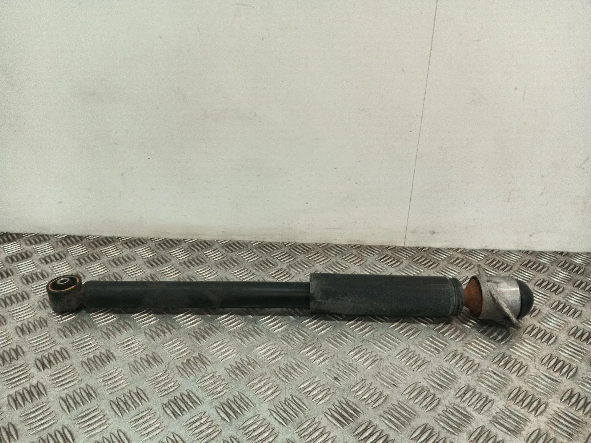 Amortiguador Trasero para Volkswagen Polo Iv (9N_, 9A_)