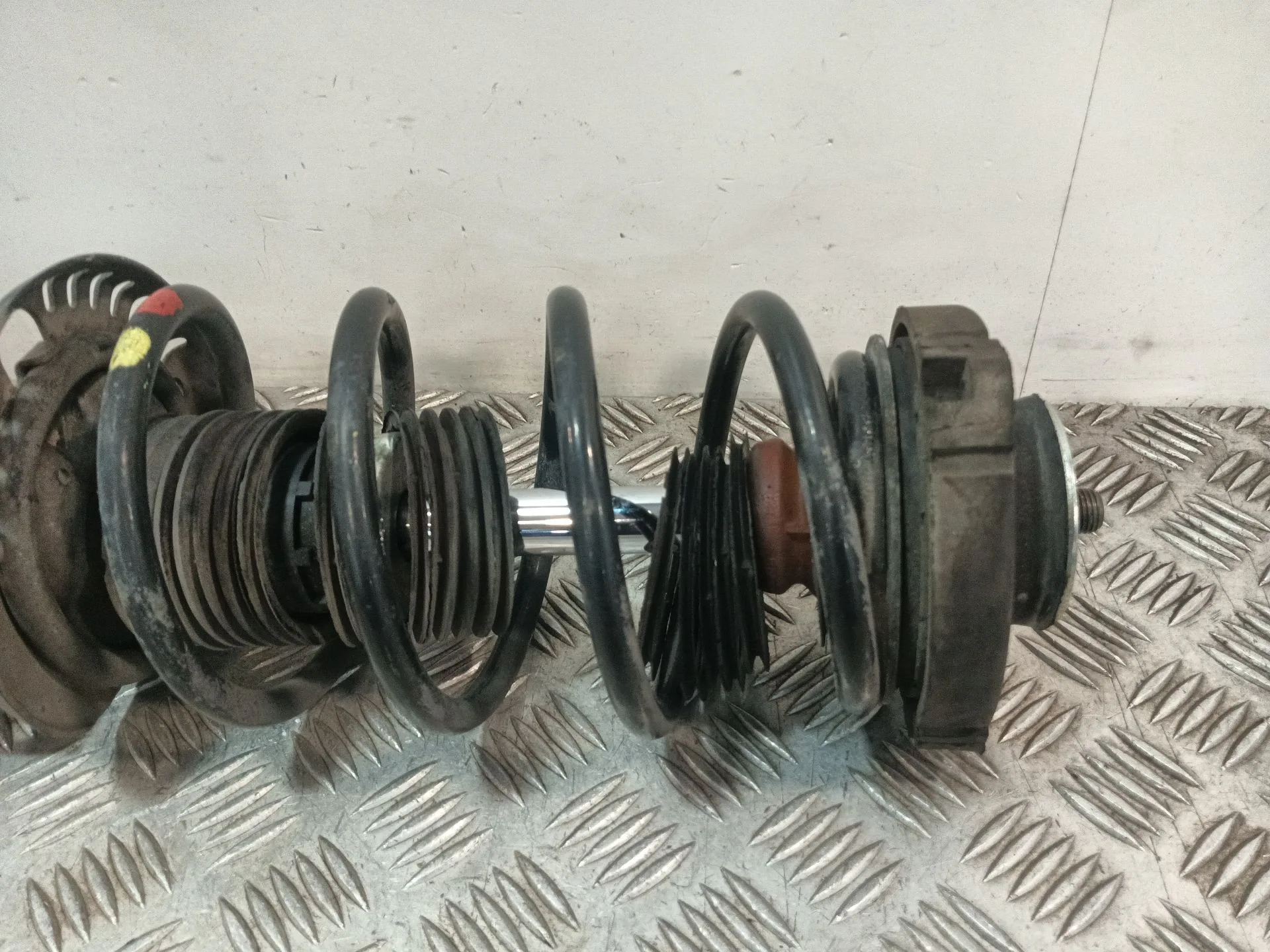 Amortiguador Trasero para Volkswagen Polo Iv (9N_, 9A_)