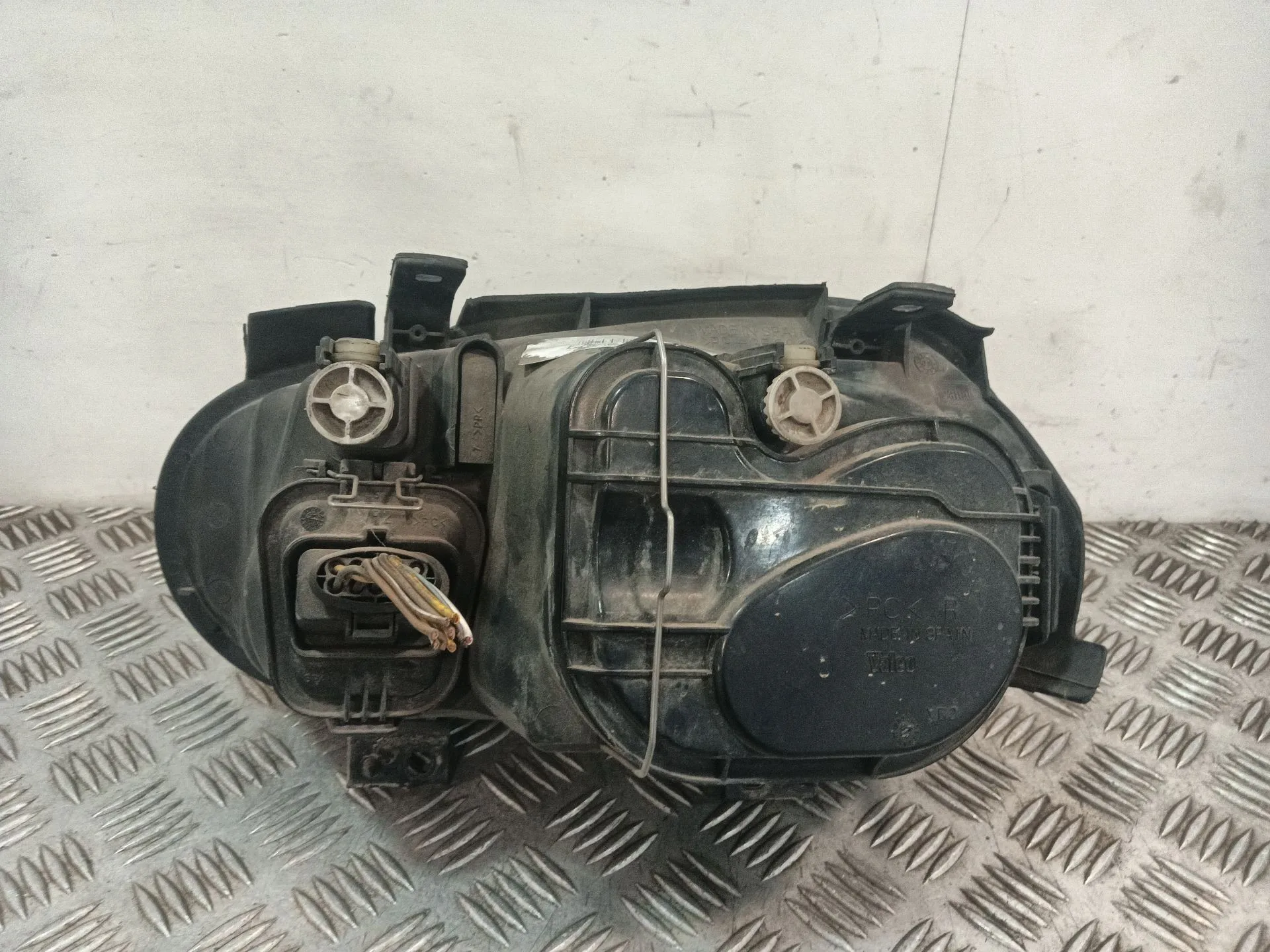 Faro Derecho para Volkswagen Golf Iv Variant (1J5)