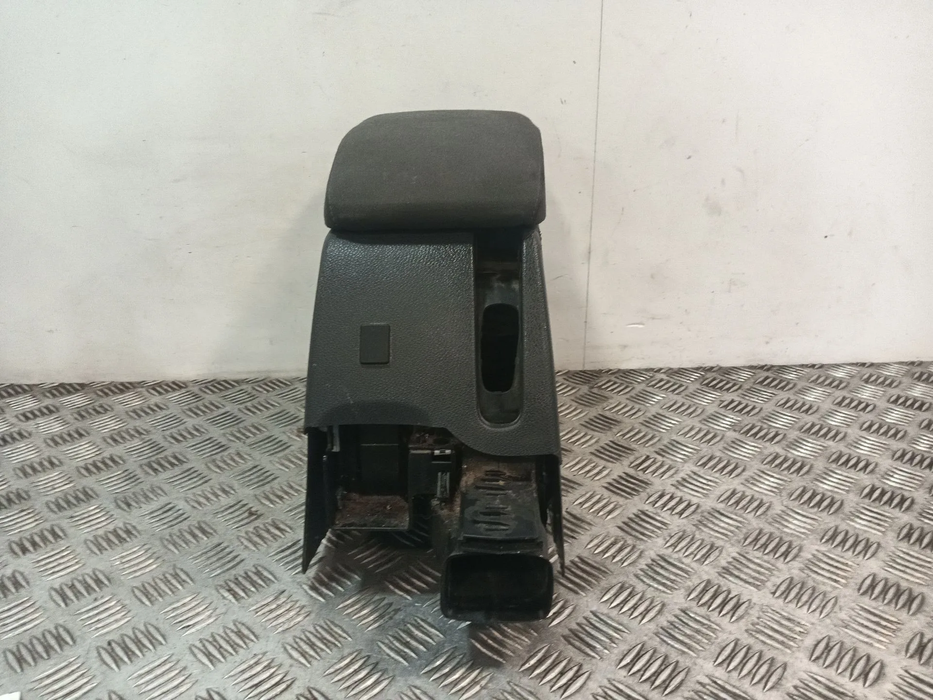 Apoyabrazos Central para Volkswagen Golf V (1K1)
