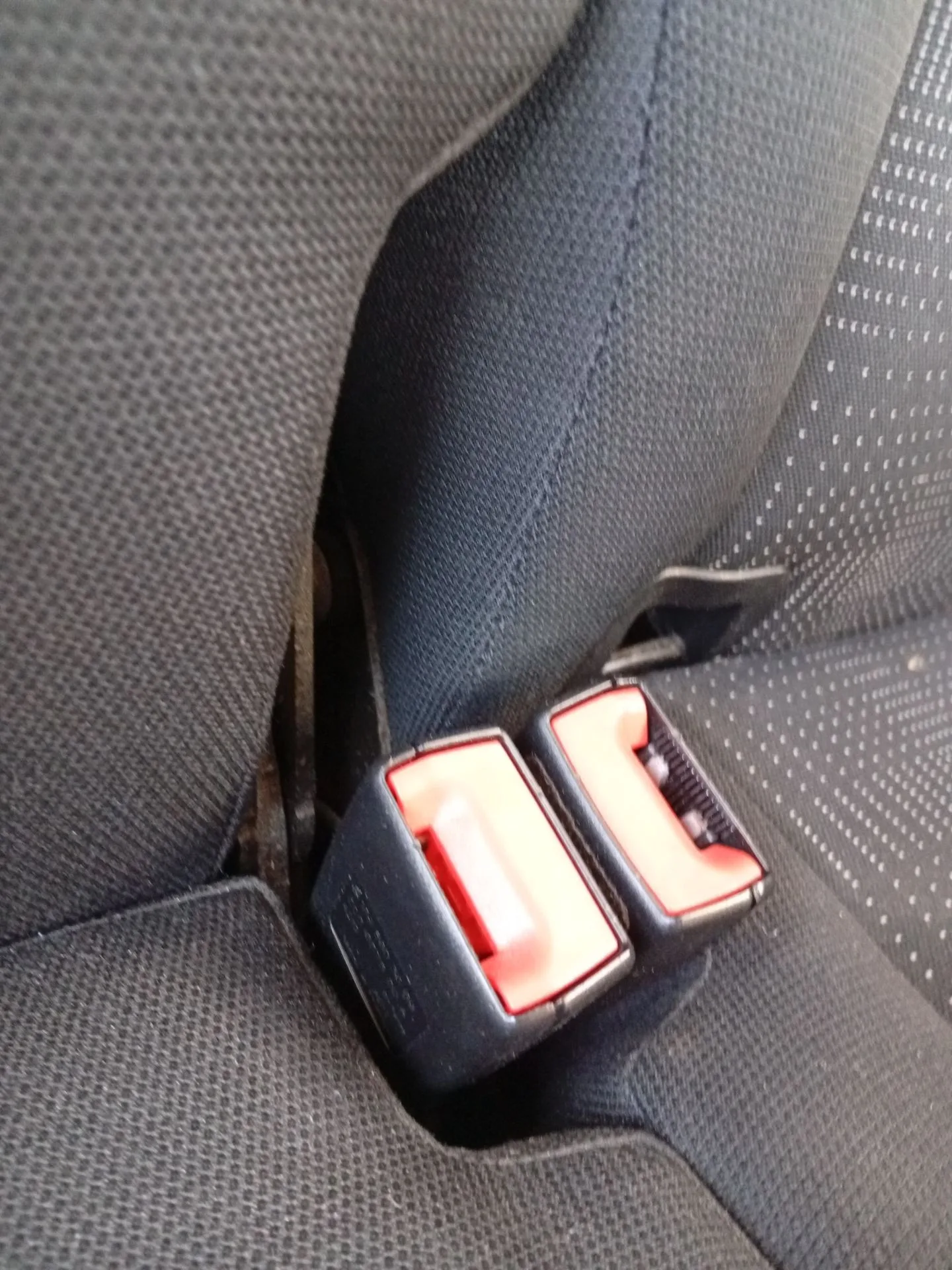 Enganche Cinturon Trasero Central para Mercedes-Benz Clase A (W169)