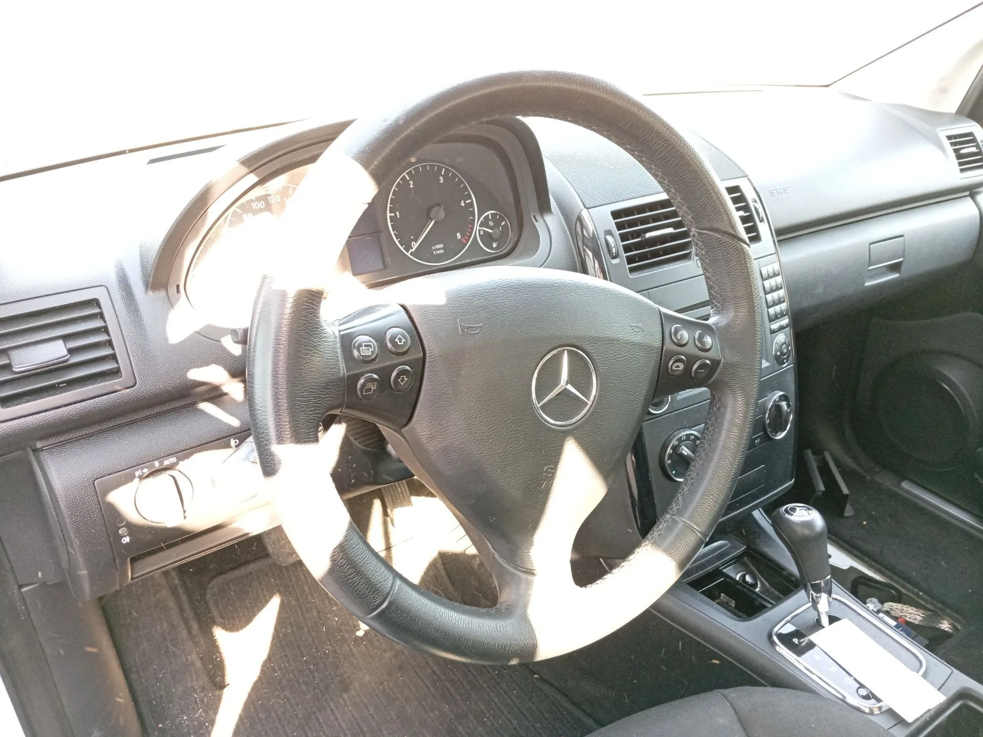 Volante para Mercedes-Benz Clase A (W169)