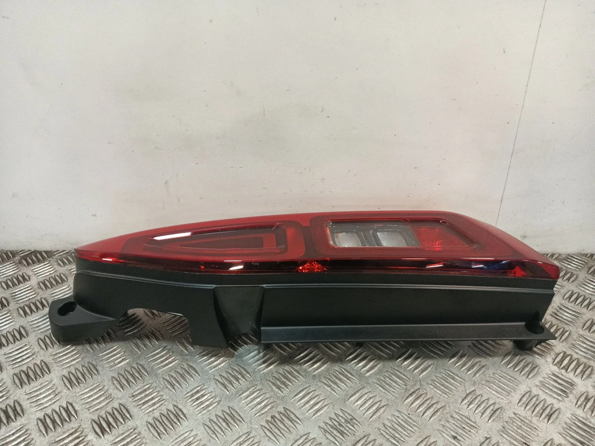 Piloto Trasero Derecho para Citroën Berlingo Furgoneta/Monovolumen (K9)