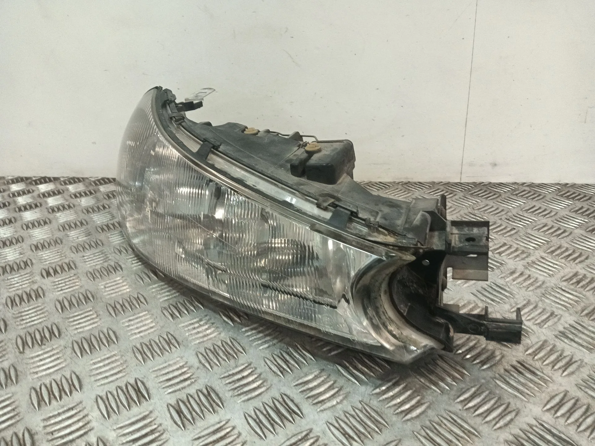 Faro Derecho para Ford Mondeo Ii (Bap)