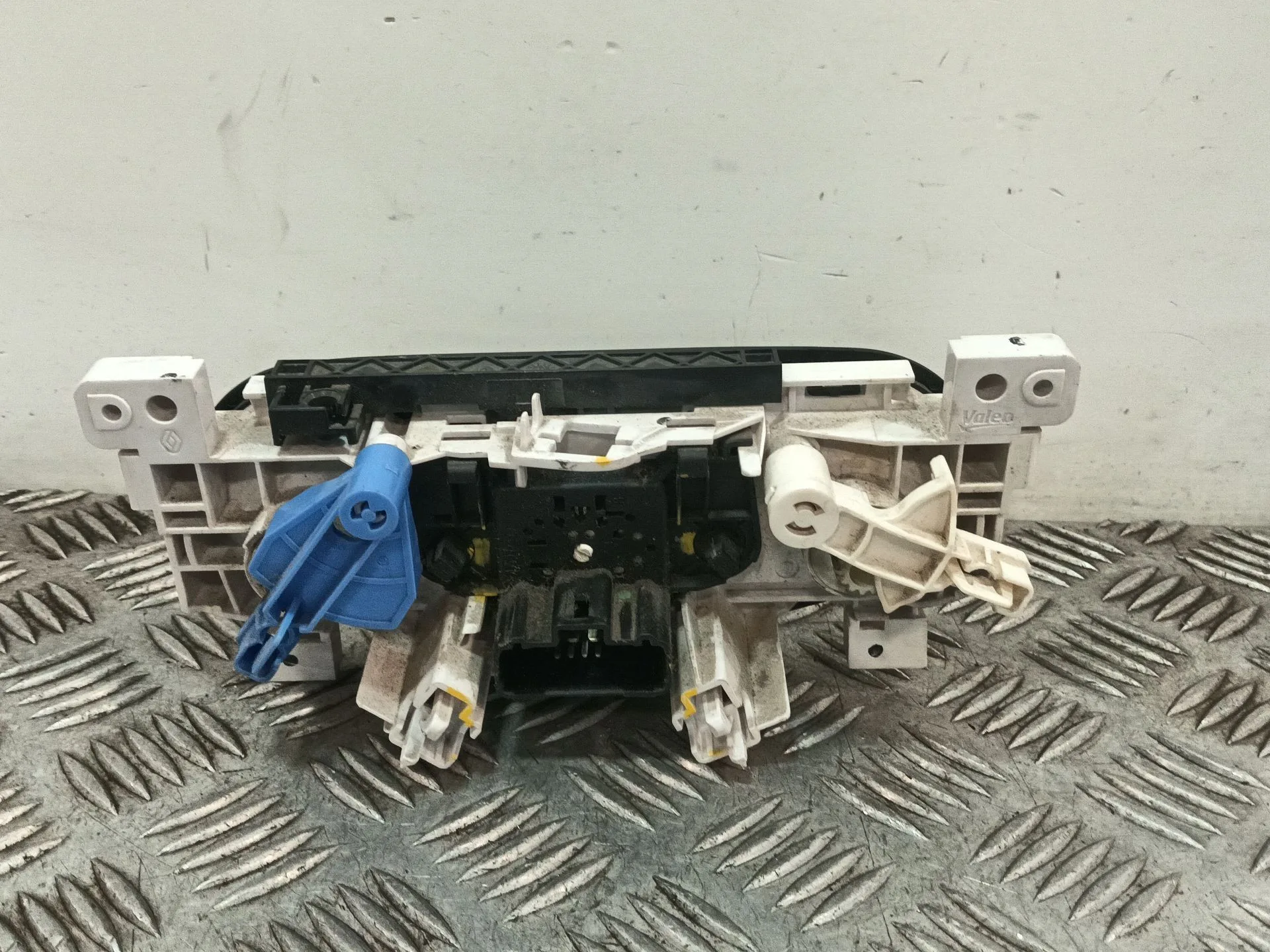 Mando Climatizador para Dacia Sandero (Bs_)