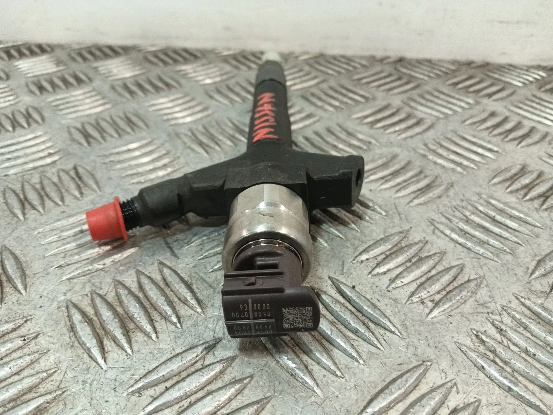 Inyector para Nissan Nt400 Cabstar (F24M)