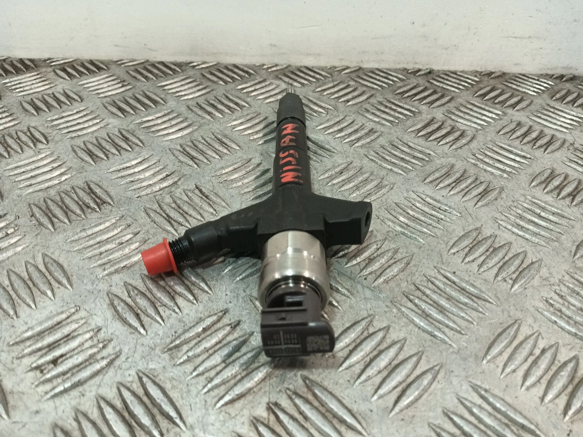 Inyector para Nissan Nt400 Cabstar (F24M)