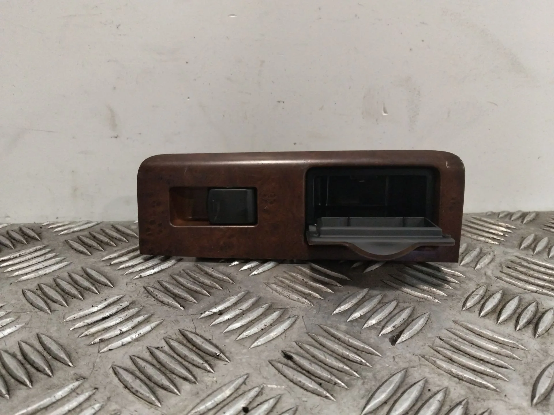 Mando Elevalunas Trasero Izquierdo para Nissan Pathfinder (R51)