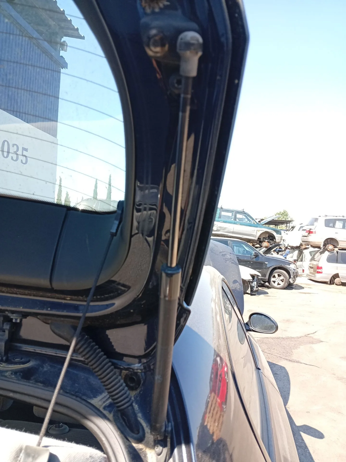 Amortiguadores Maletero / Porton para Bmw 1 (E81)