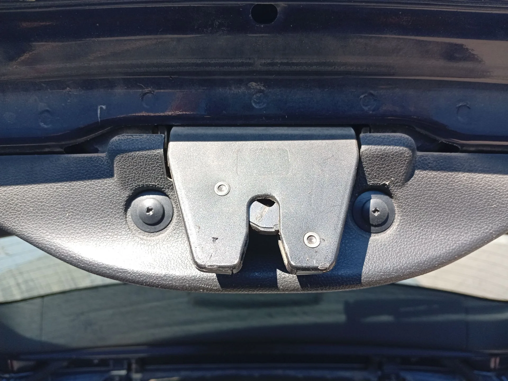 Cerradura Maletero / Porton para Bmw 1 (E81)