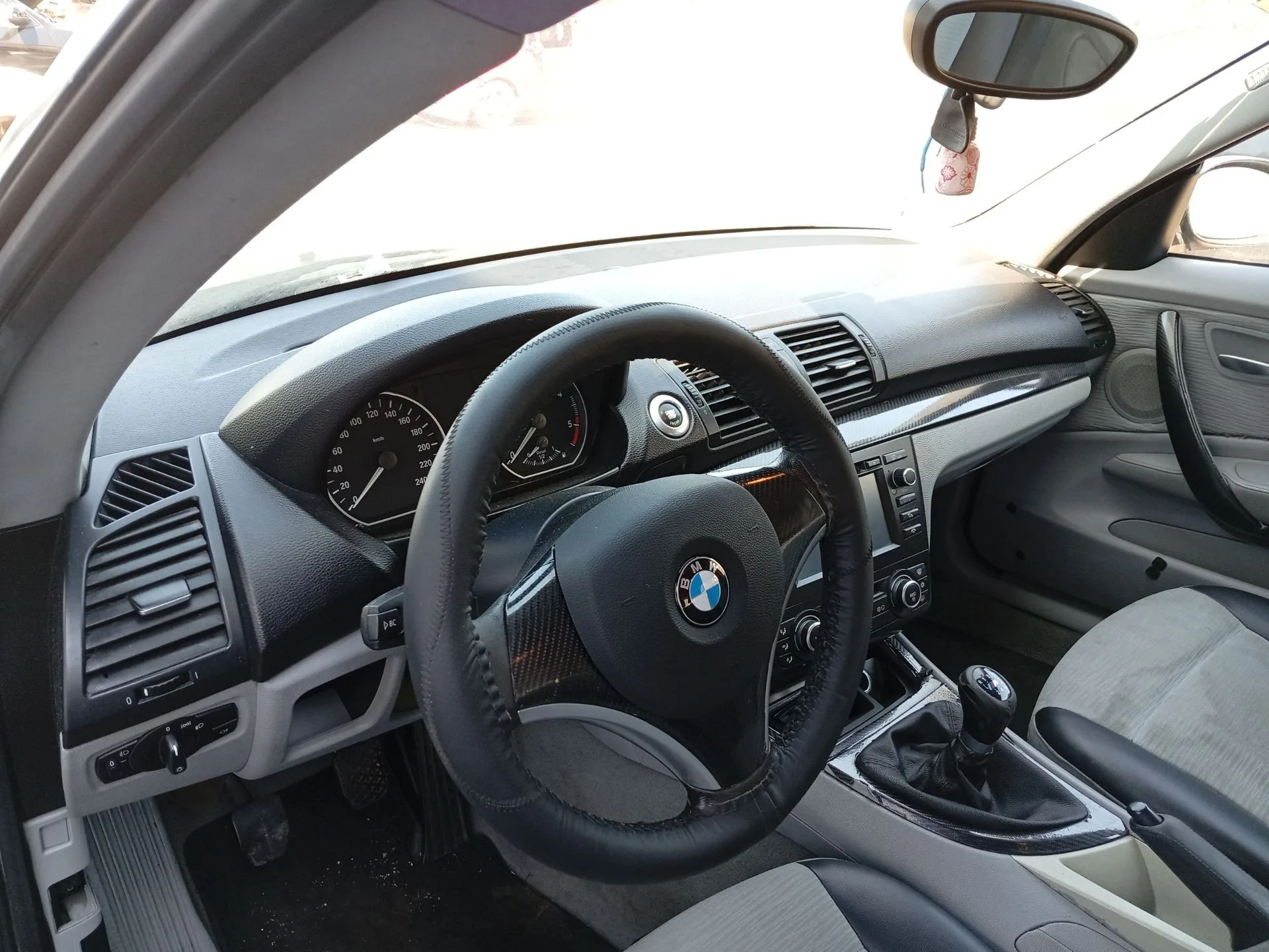 Salpicadero para Bmw 1 (E81)