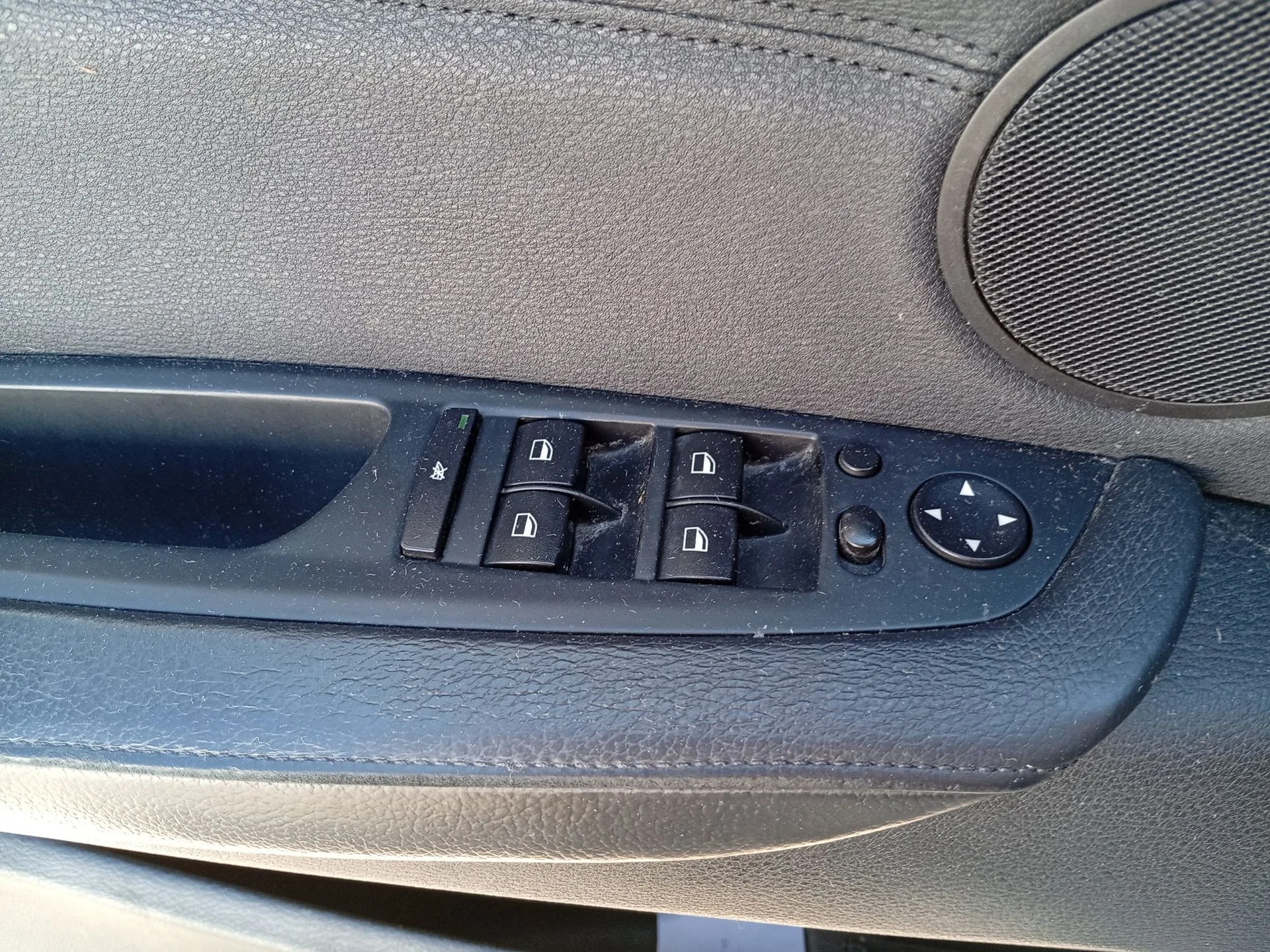 Mando Elevalunas Delantero Izquierdo para Bmw X5 (E70)