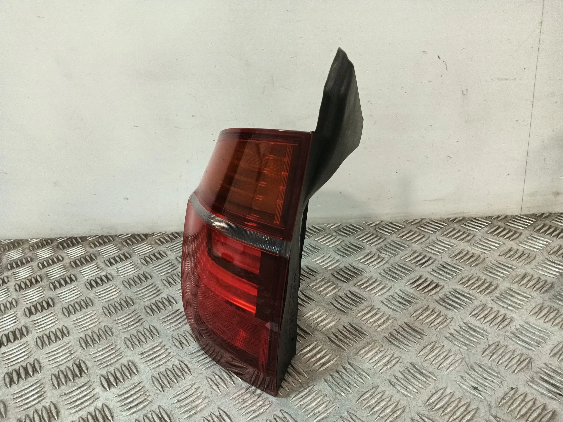 Piloto Trasero Izquierdo para Bmw X5 (E70)