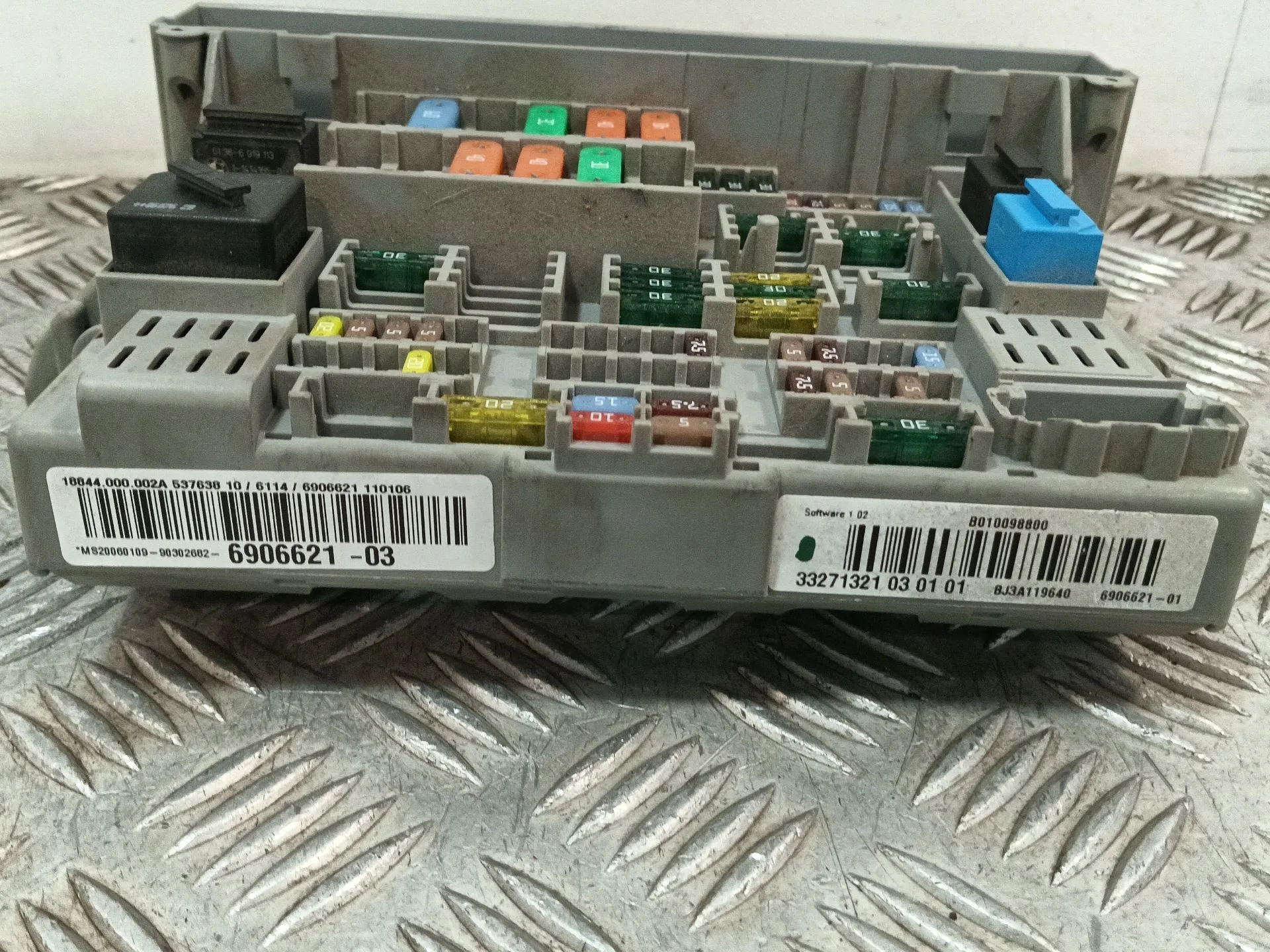 Caja Reles / Fusibles para Bmw Serie 3 Berlina (E90)