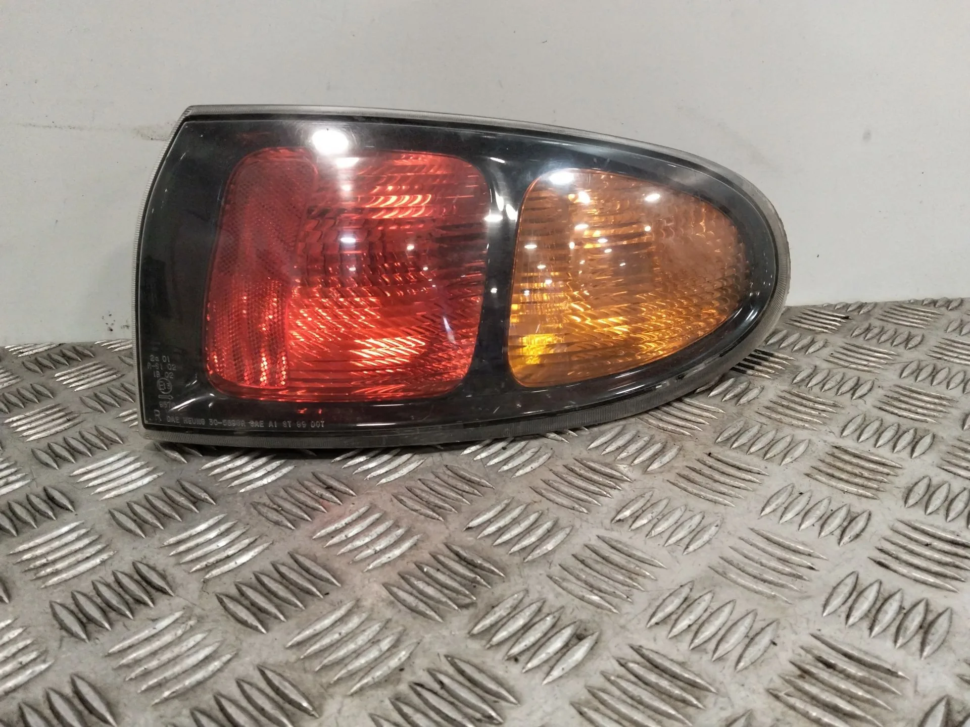 Piloto Trasero Derecho para Daewoo Lanos (Klat)
