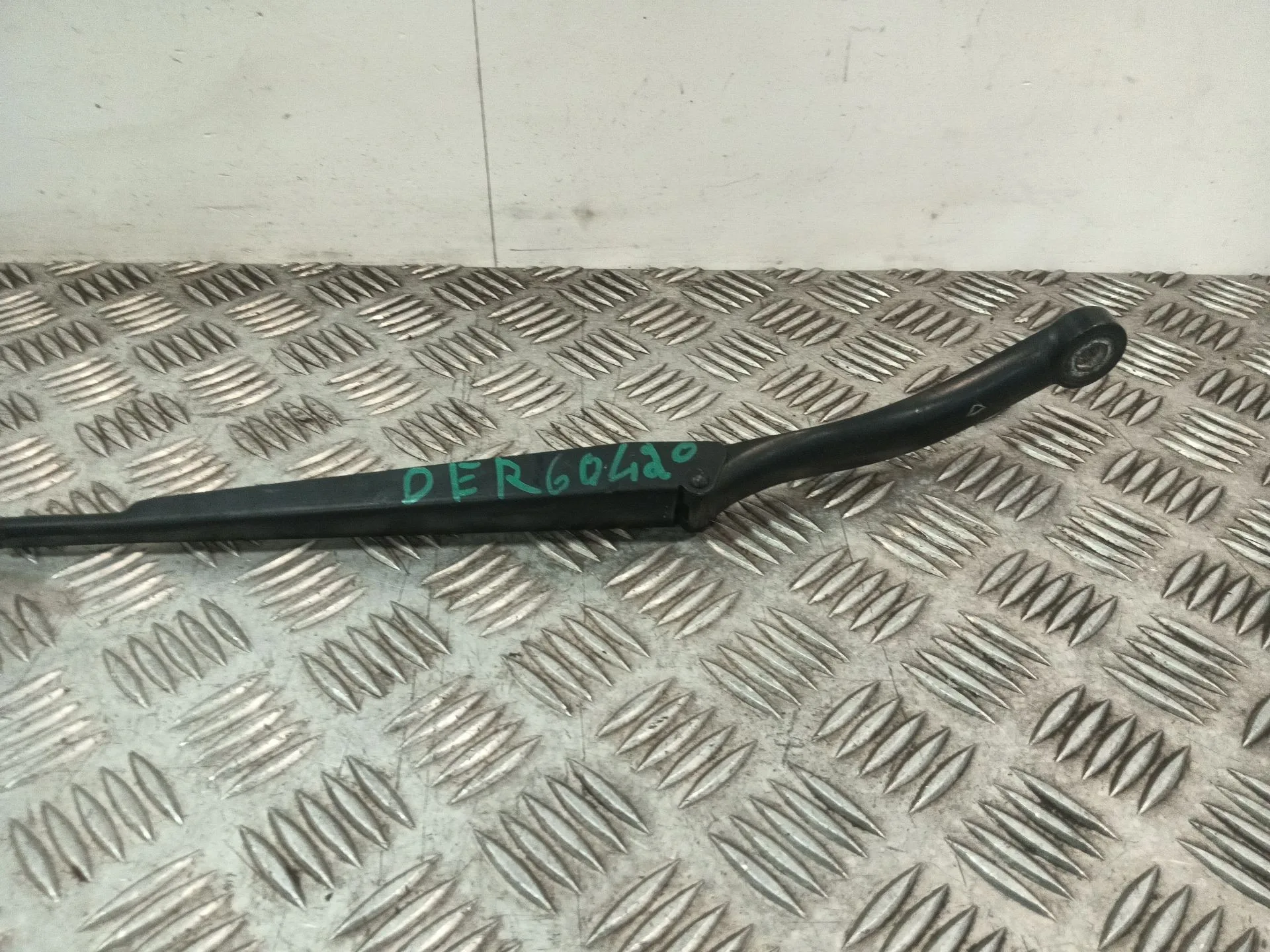 Brazo Limpia Delantero Izquierdo para Peugeot 307 (3A/C)