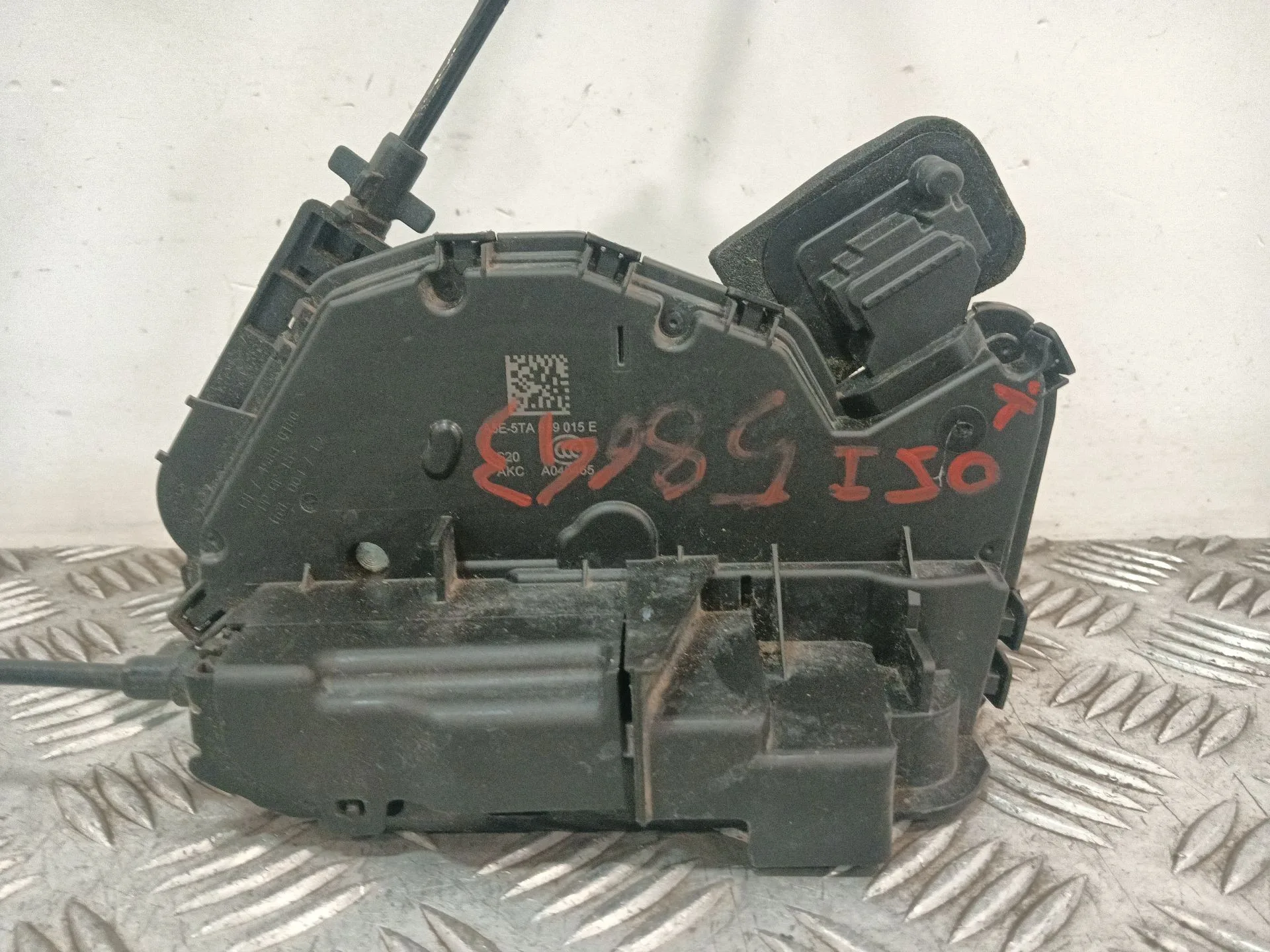 Cerradura Puerta Trasera Izquierda para Seat Ibiza (Kj1)