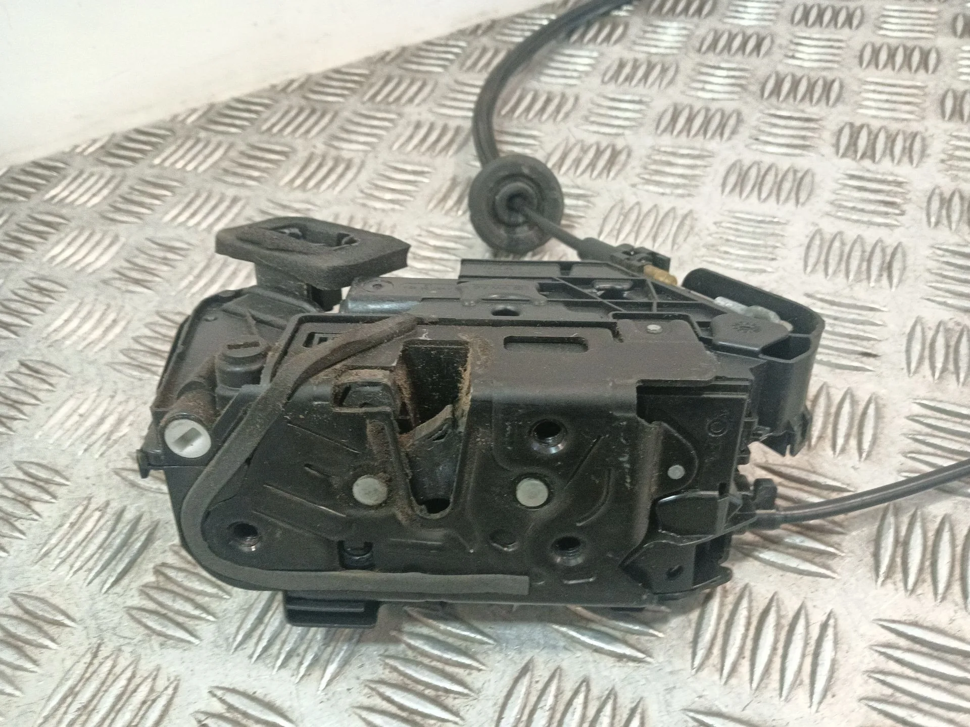 Cerradura Puerta Trasera Izquierda para Seat Ibiza (Kj1)