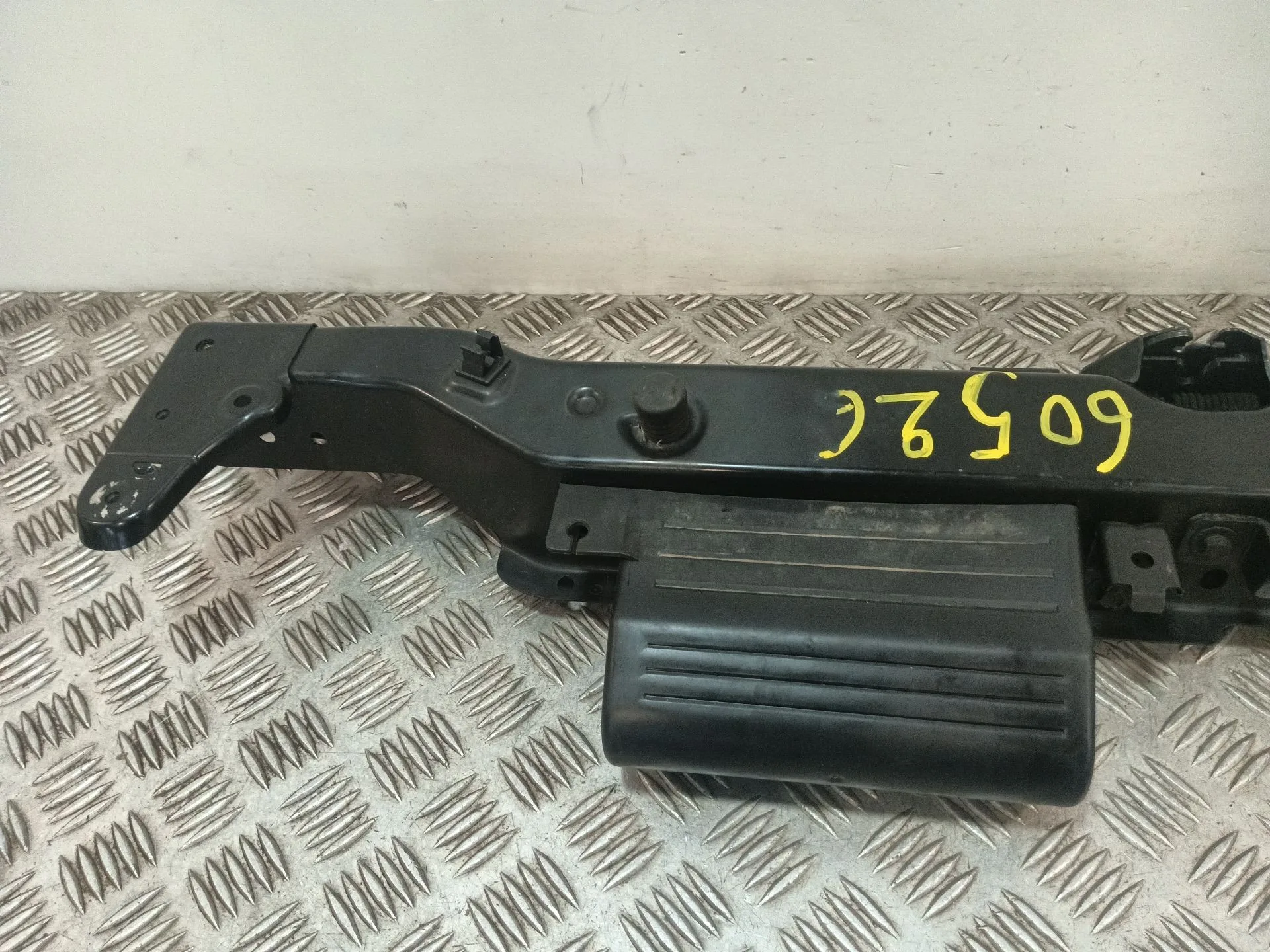 Travesano Superior para Kia Carens Iv