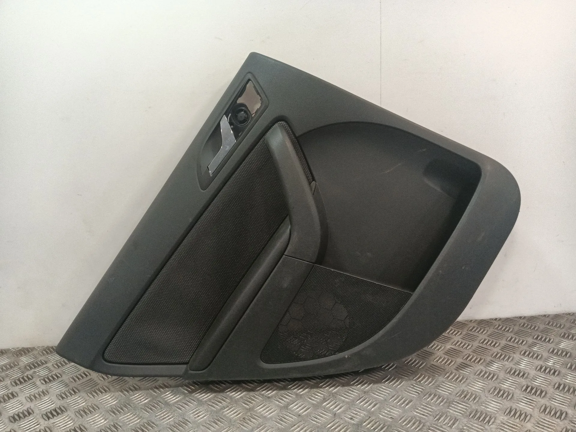 Guarnecido Puerta Trasera Izquierda para Skoda Yeti (5L)