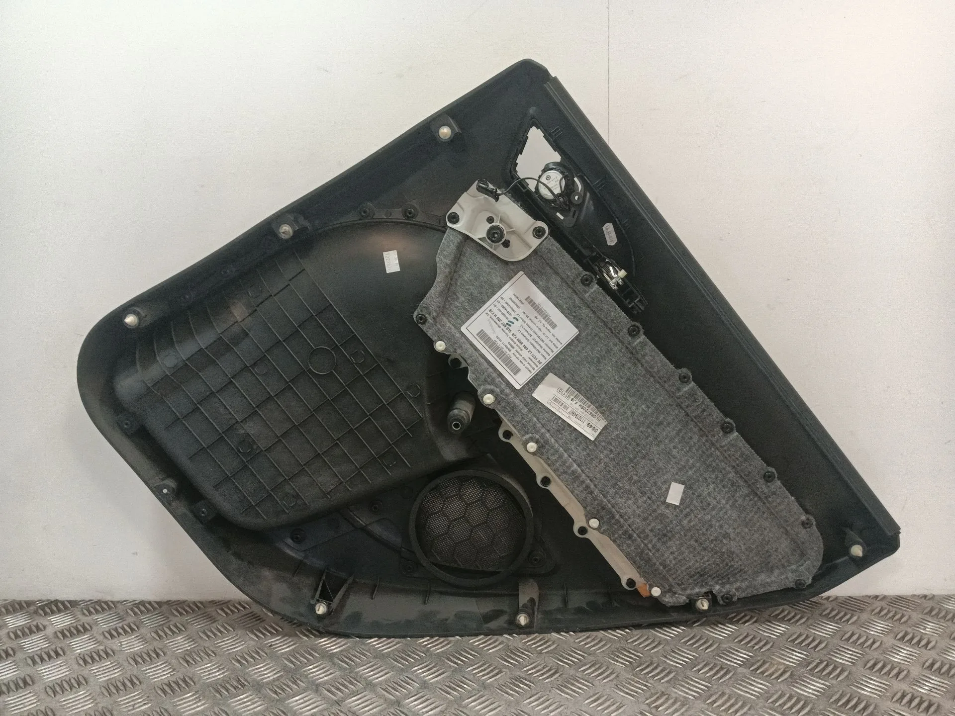 Guarnecido Puerta Trasera Izquierda para Skoda Yeti (5L)