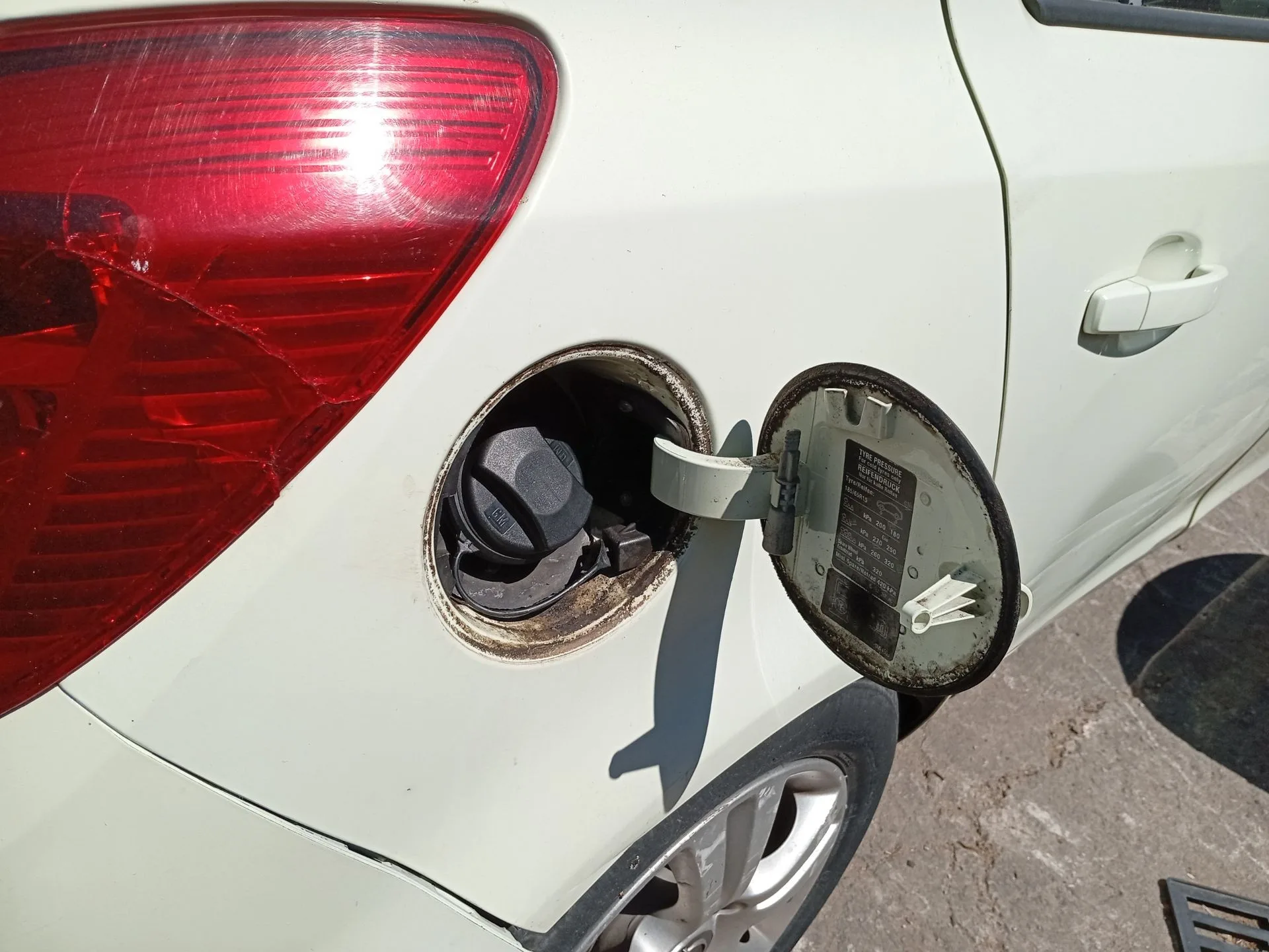 Deposito Combustible para Opel Corsa D (S07)