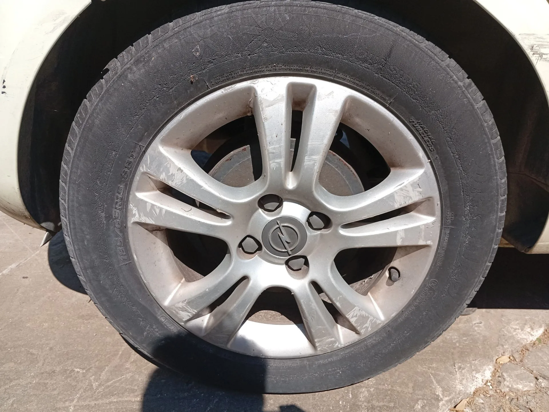 Mangueta Trasera Derecha para Opel Corsa D (S07)