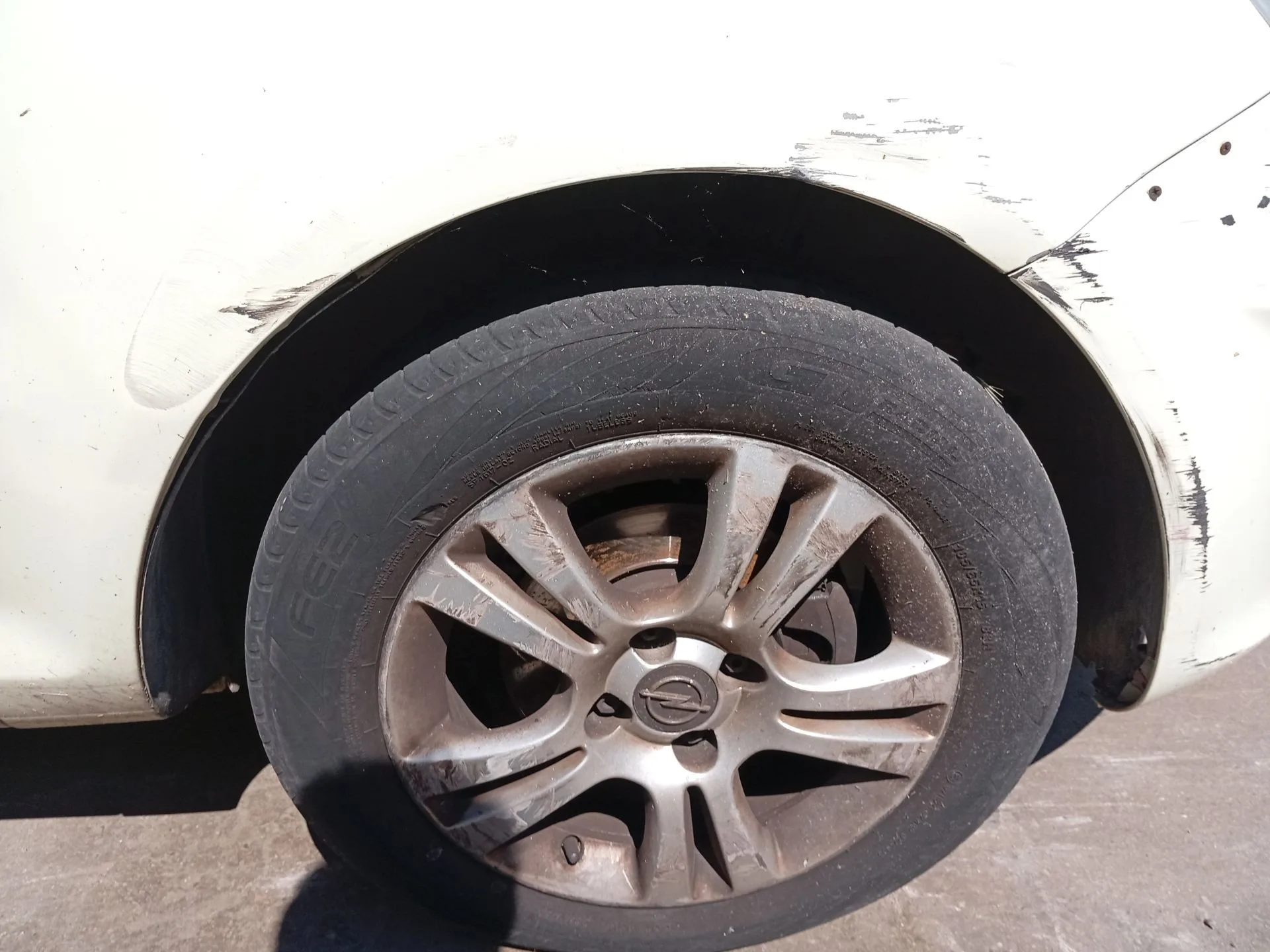 Paso De Rueda Delantero Derecho para Opel Corsa D (S07)