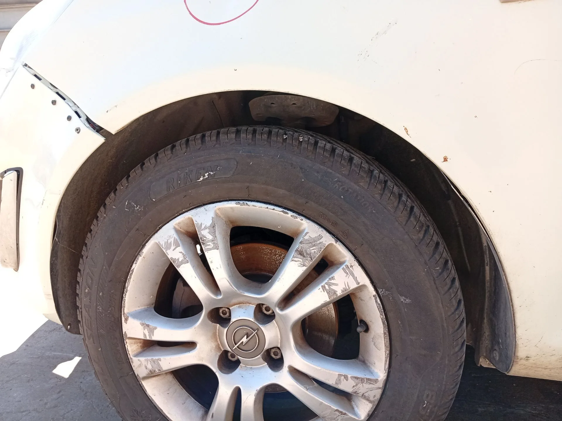 Paso De Rueda Delantero Izquierdo para Opel Corsa D (S07)