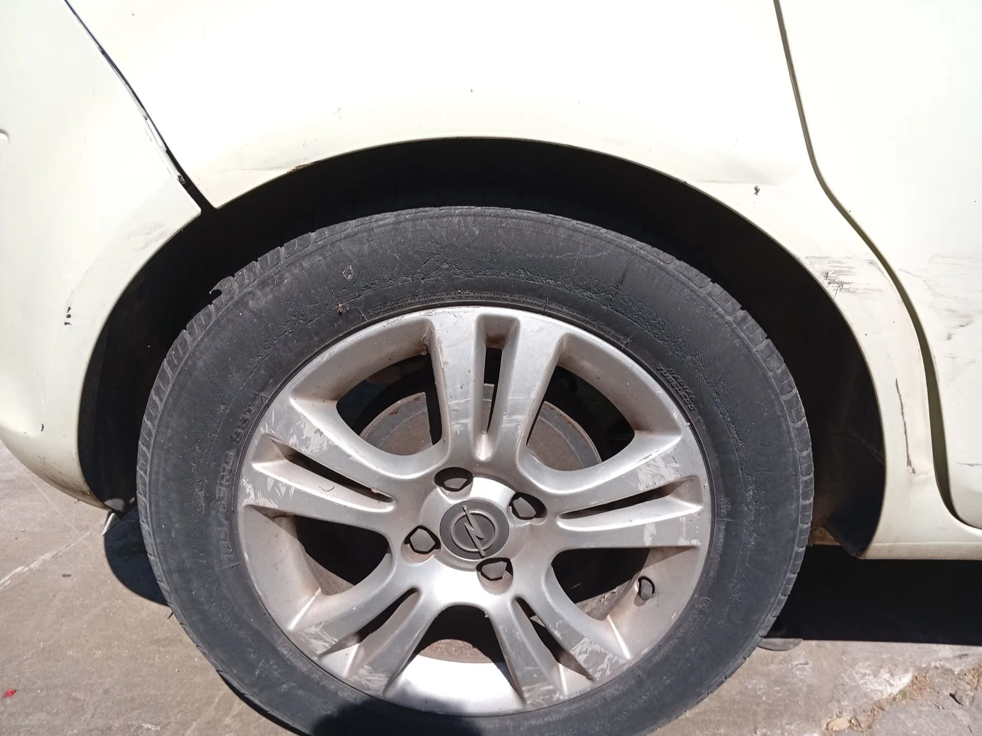 Paso De Rueda Trasero Derecho para Opel Corsa D (S07)