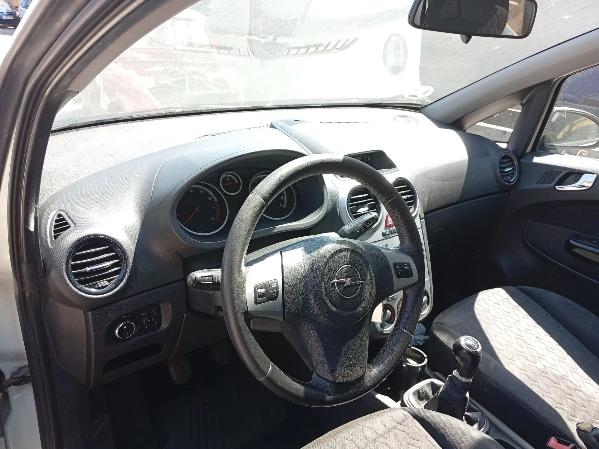 Salpicadero para Opel Corsa D (S07)