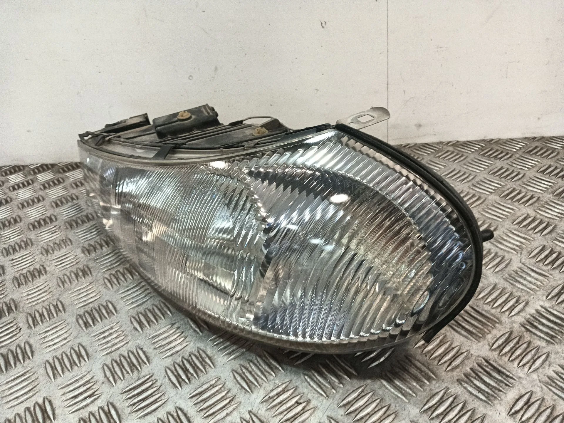 Faro Izquierdo para Ford Mondeo Ii (Bap)
