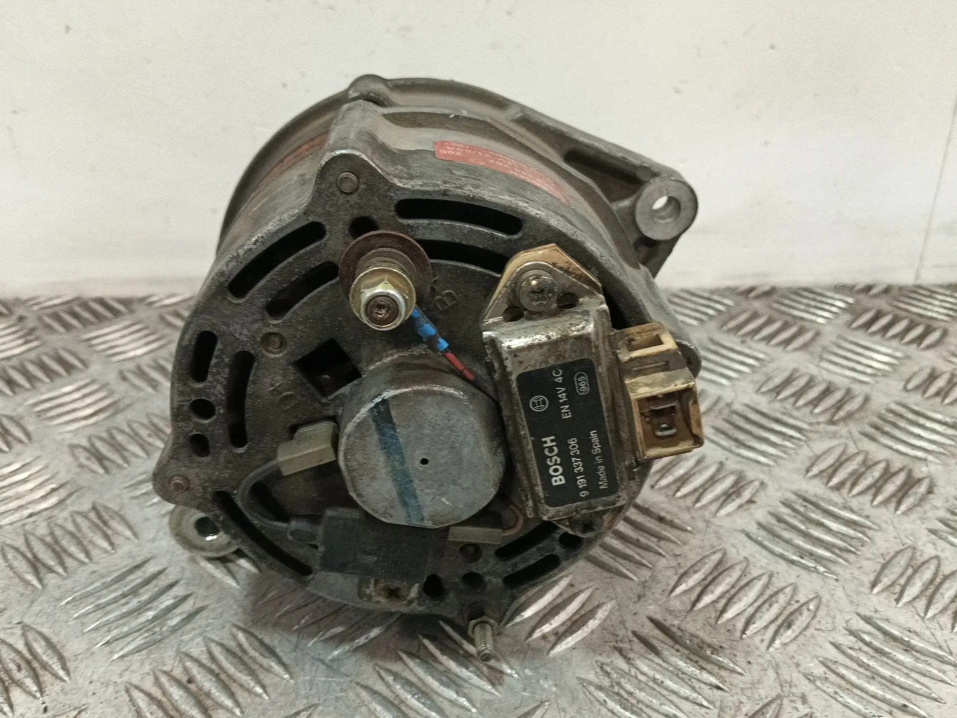 Alternador para Renault Express Furgoneta/Monovolumen (F40_, G40_)