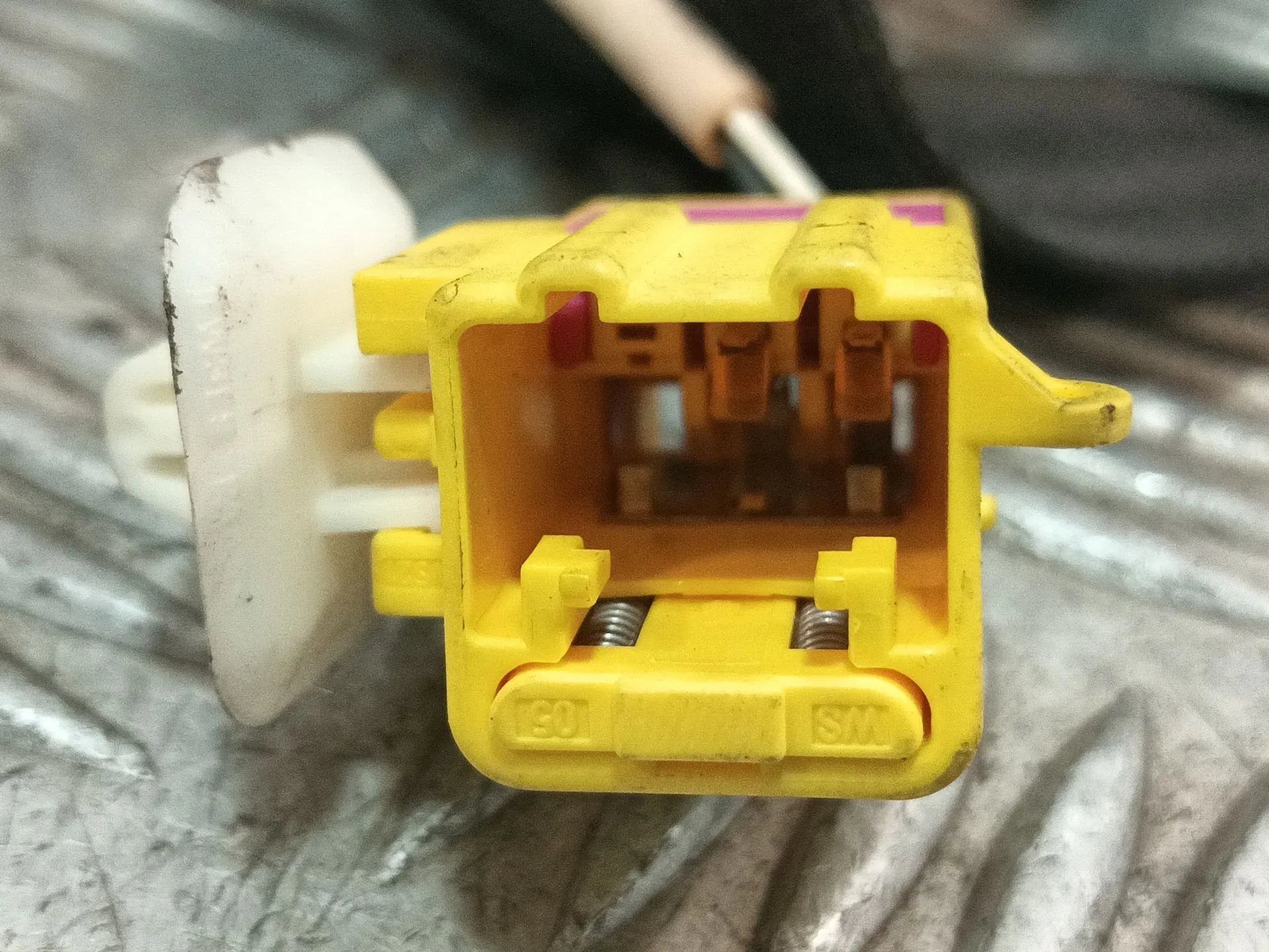 Cinturon Seguridad Delantero Derecho para Volkswagen Eos (1F7)