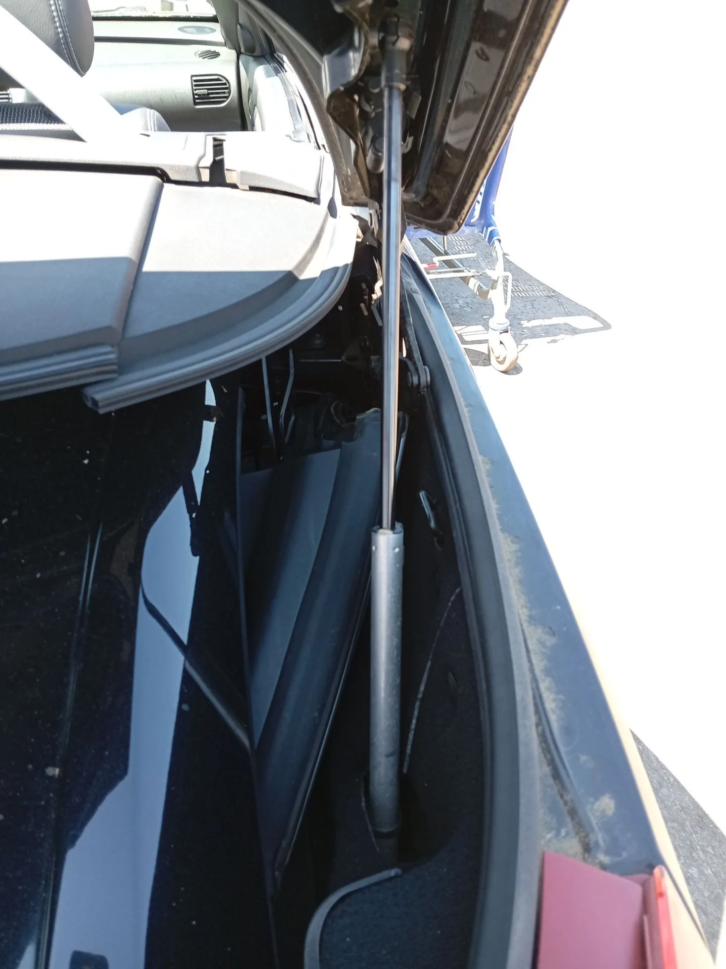 Amortiguadores Maletero / Porton para Opel Tigra Twintop (X04)