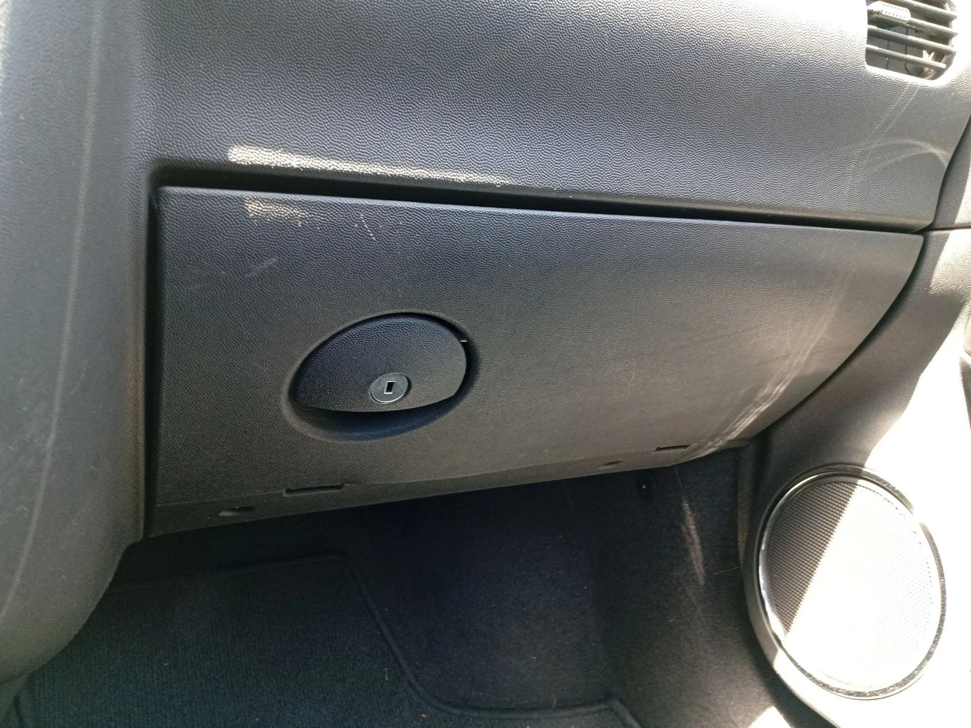 Guantera para Opel Tigra Twintop (X04)