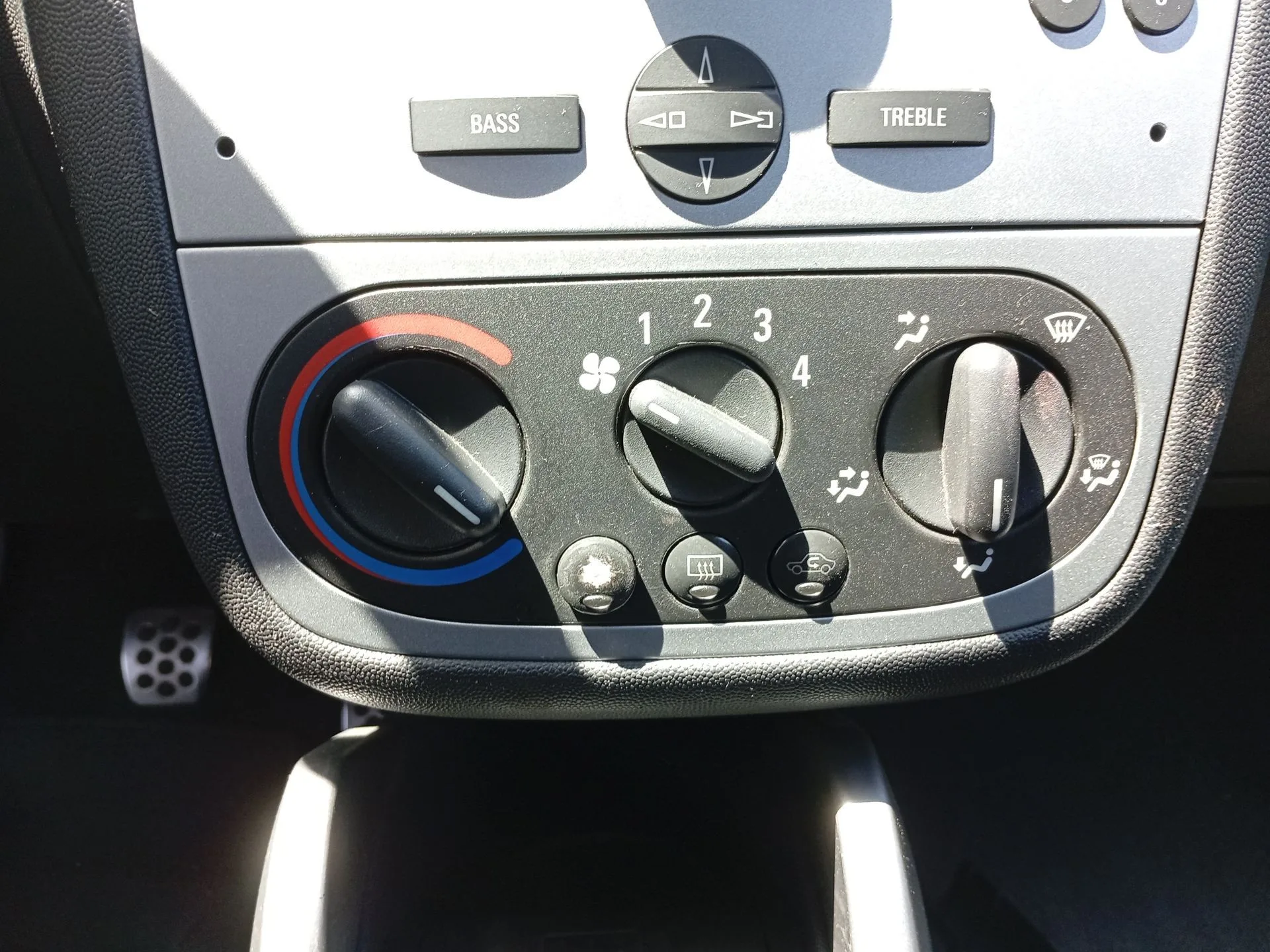 Mando Climatizador para Opel Tigra Twintop (X04)