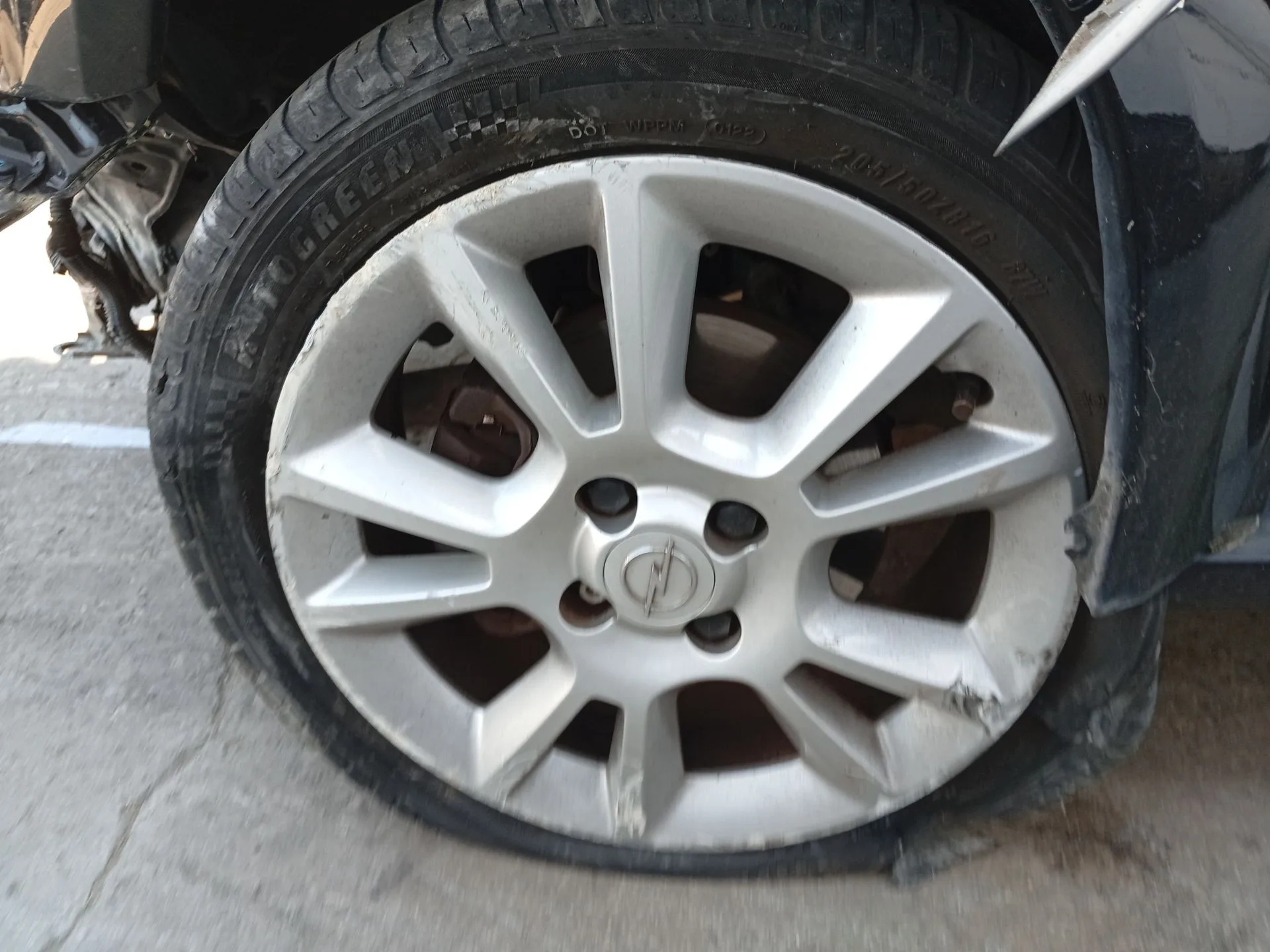 Mangueta Delantera Izquierda para Opel Tigra Twintop (X04)