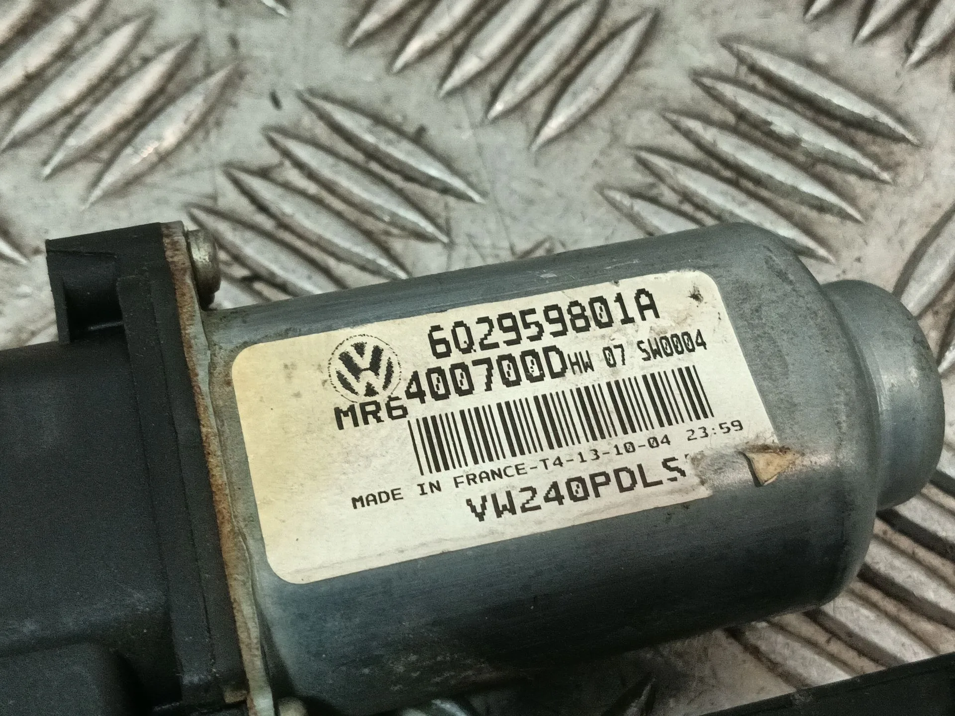 Motor Elevalunas Delantero Derecho para Volkswagen Polo Iv (9N_, 9A_)