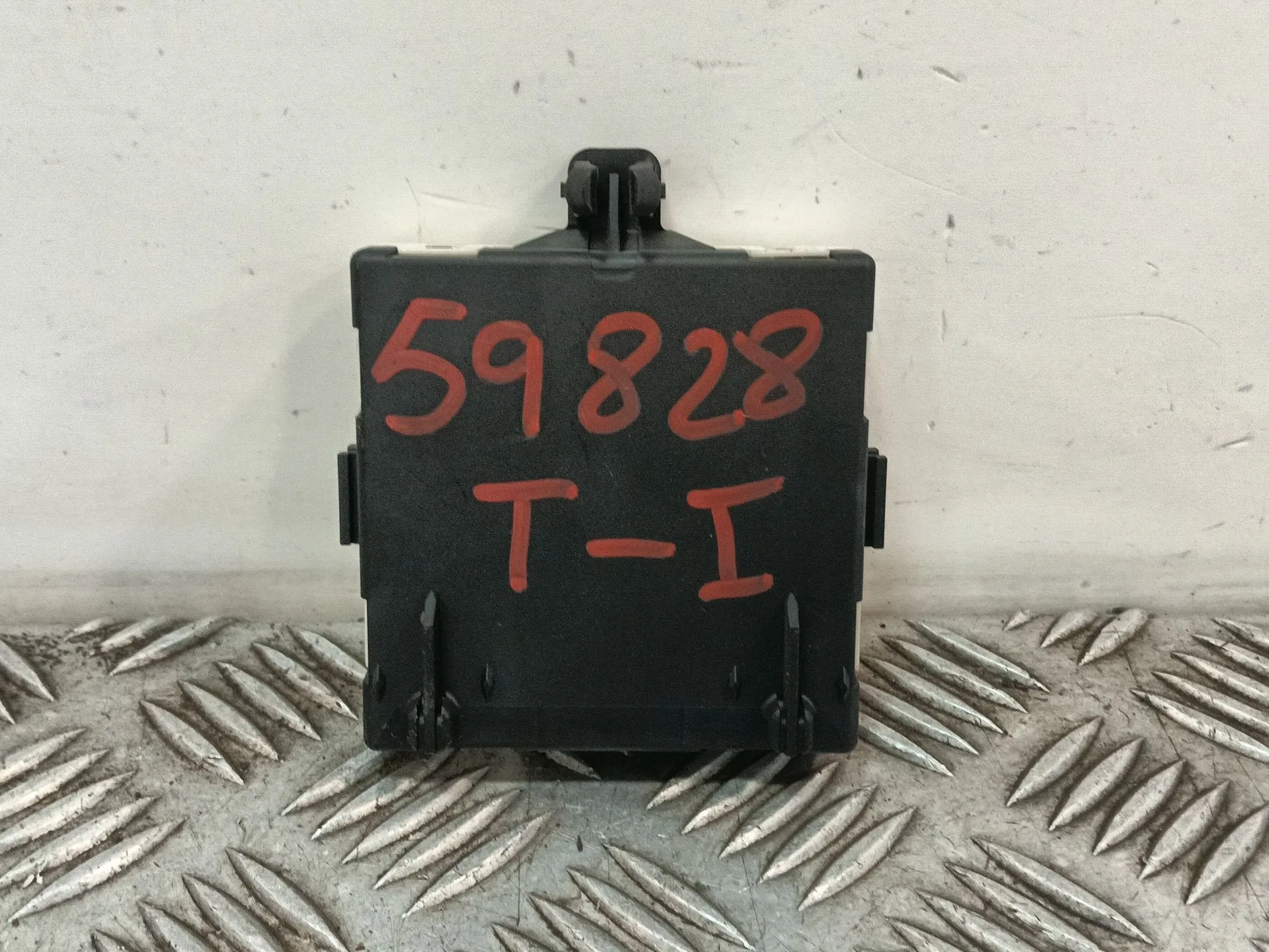 Modulo Electronico para Mercedes-Benz Clase C (W205)